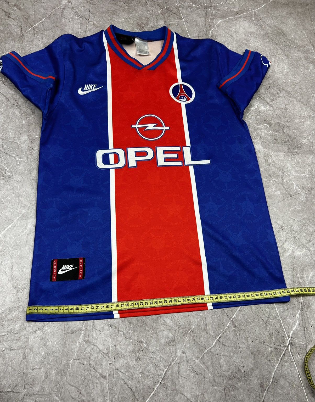 Nike Nike PSG Paris Saint Germain 1995/1996 Vintage Rare Jersey Size US L / EU 52-54 / 3 - 17 Thumbnail