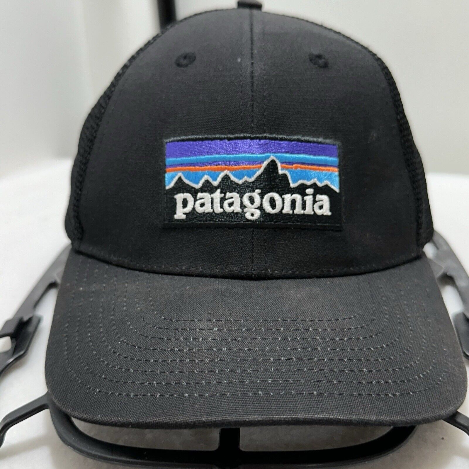 Patagonia Patagonia Mesh Snapback Adjustable Hat Embroidered Logo Size ONE SIZE - 2 Thumbnail