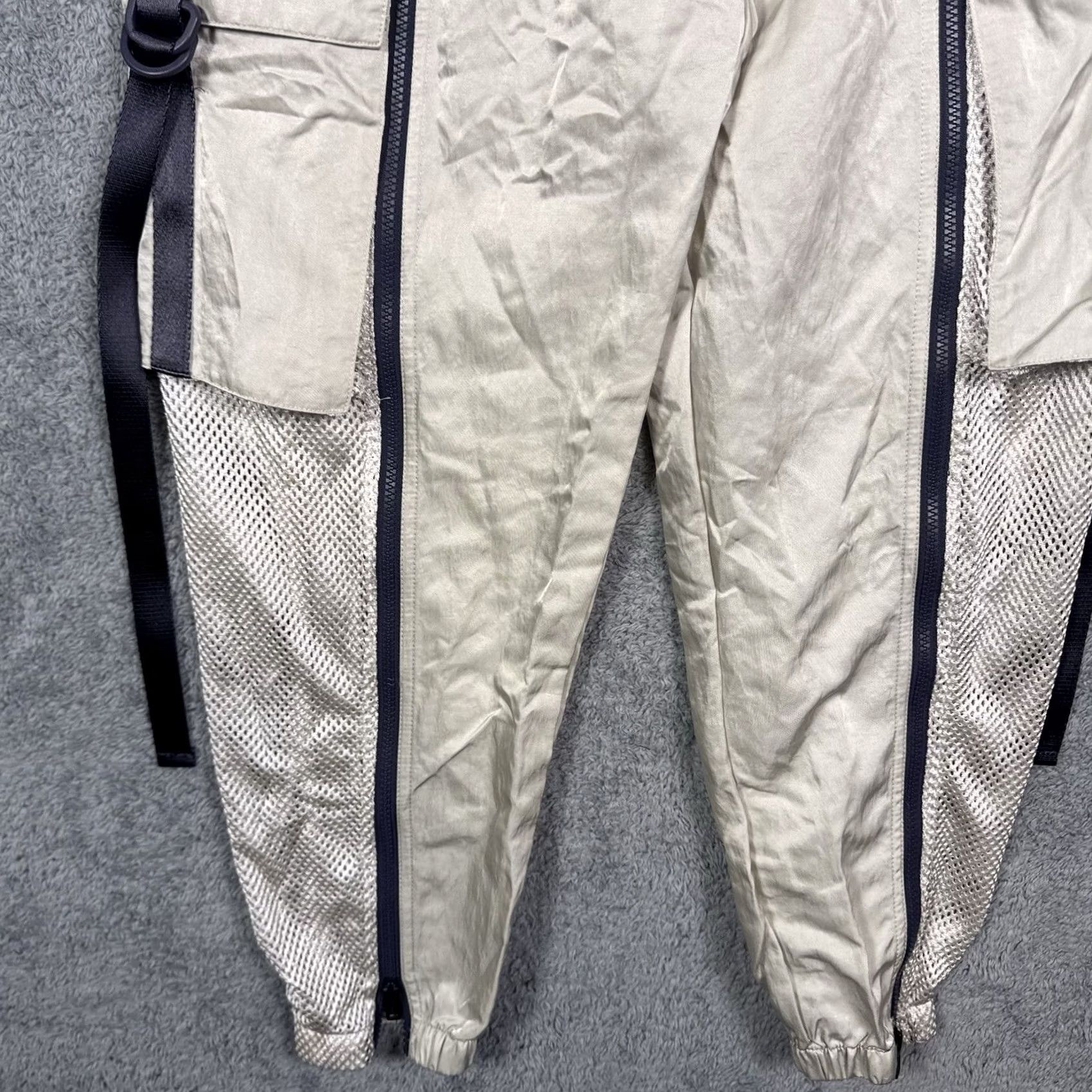 Jordan Brand Jordan Pants Womens M Gray Nike Air Utility Flight Women Cargo Jogger Sweatpant CU4072 Size 32" / US 10 / IT 46 - 6 Thumbnail
