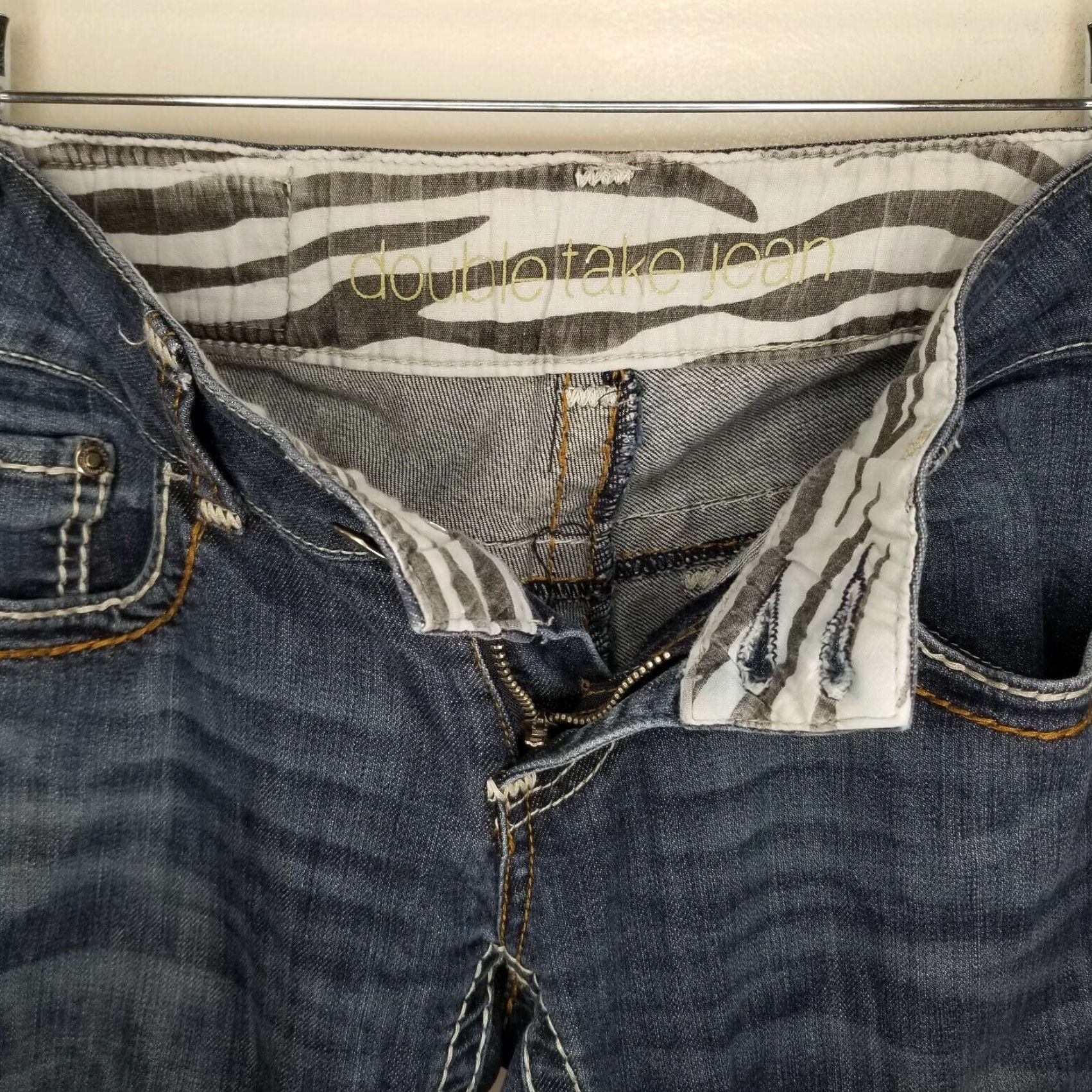 Doublet DOUBLE TAKE Boot Cut Jeans Womens Size 6 Regular Blue Medium Wash Thick Stitch 99% Cotton 1% Spandex Mens? No, Women. Size 28" / US 6 / IT 42 - 3 Thumbnail