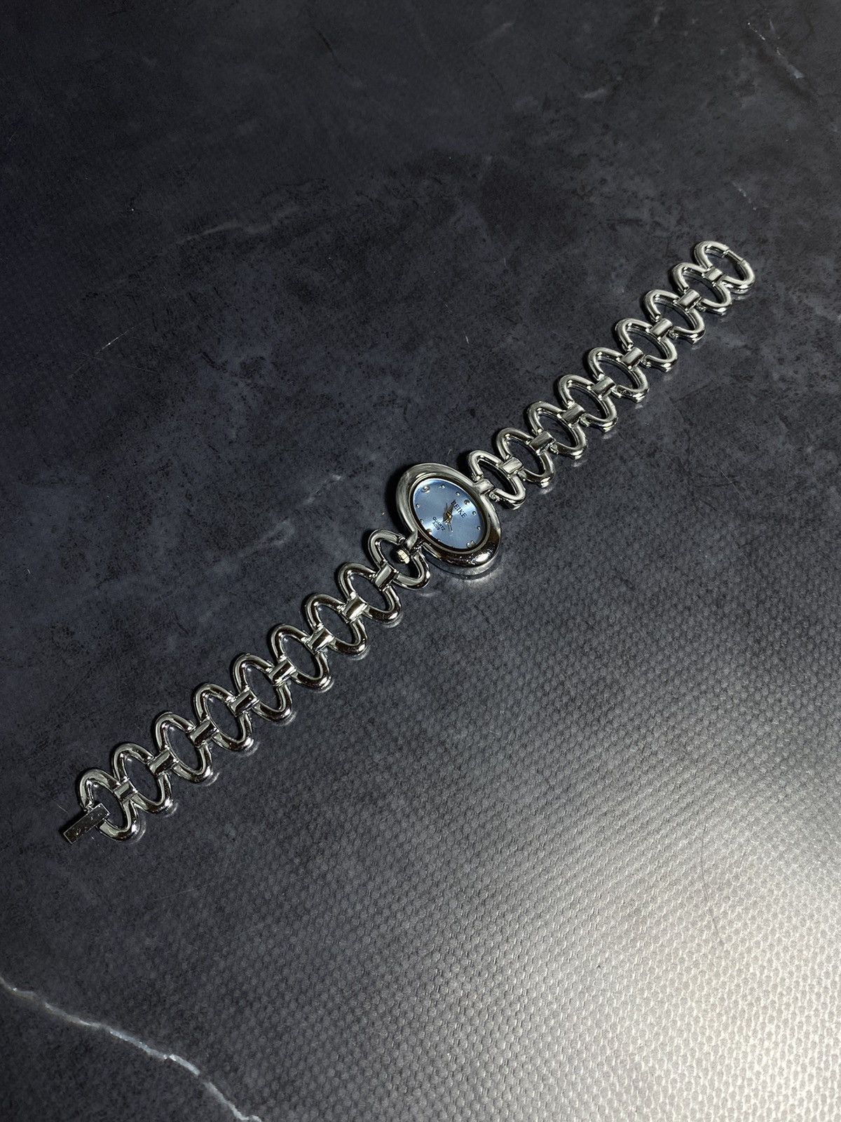 Jewelry Vintage Stainless Steel Quartz Watch | Timeless Design Size ONE SIZE - 5 Thumbnail