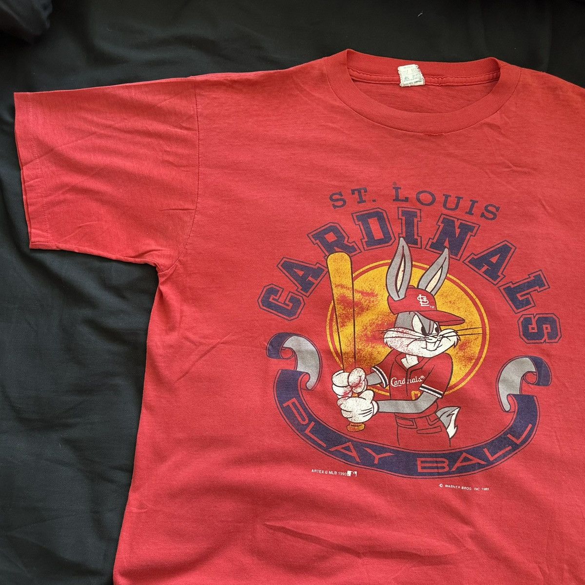 Vintage 1990 Bugs Bunny Cardinals Tee – Artex USA
