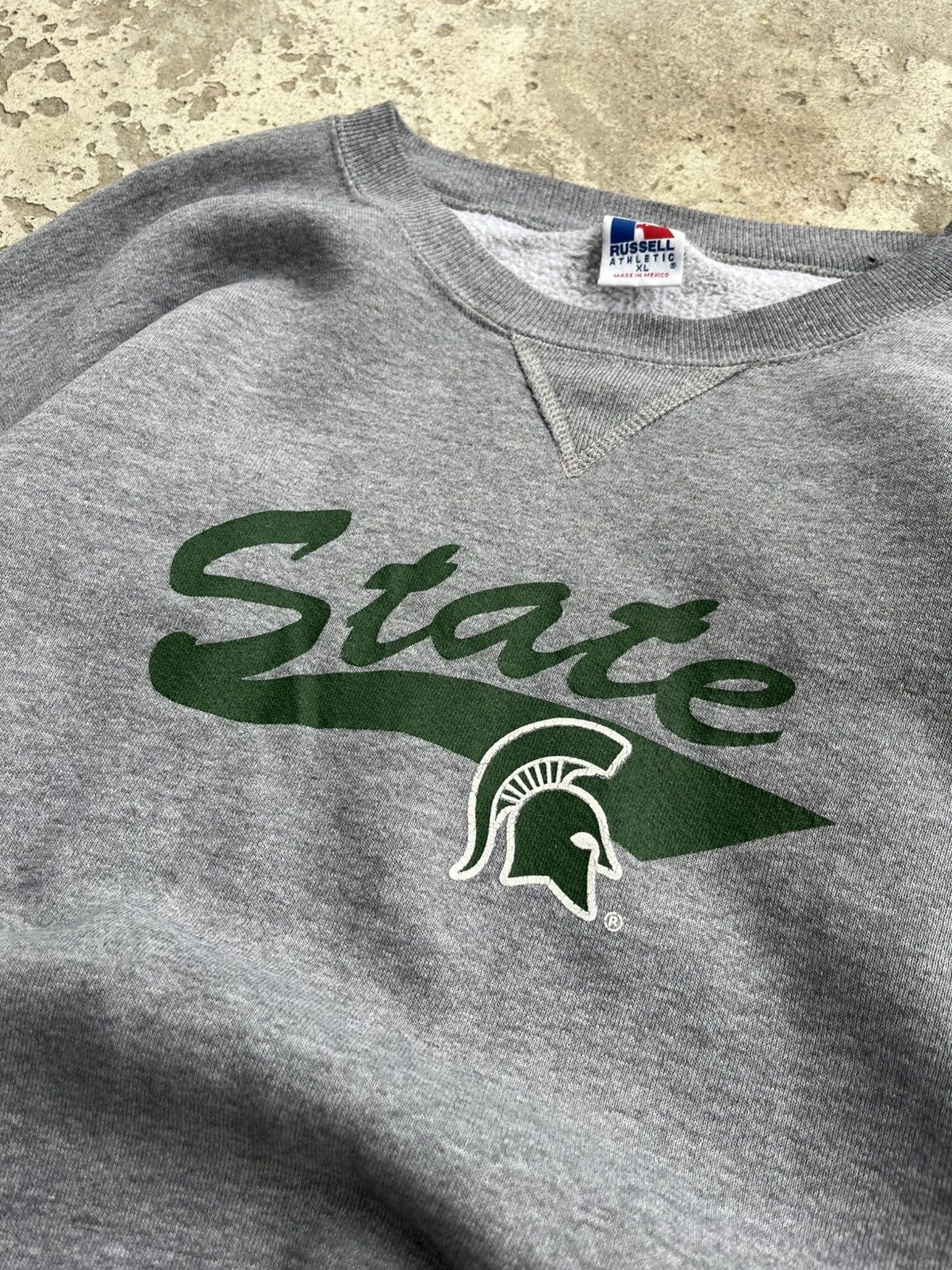 Russell Athletic 90’s Russell Athletic Vintage Boxy Baggy Oversize Sweatshirt Size US XL / EU 56 / 4 - 7 Thumbnail