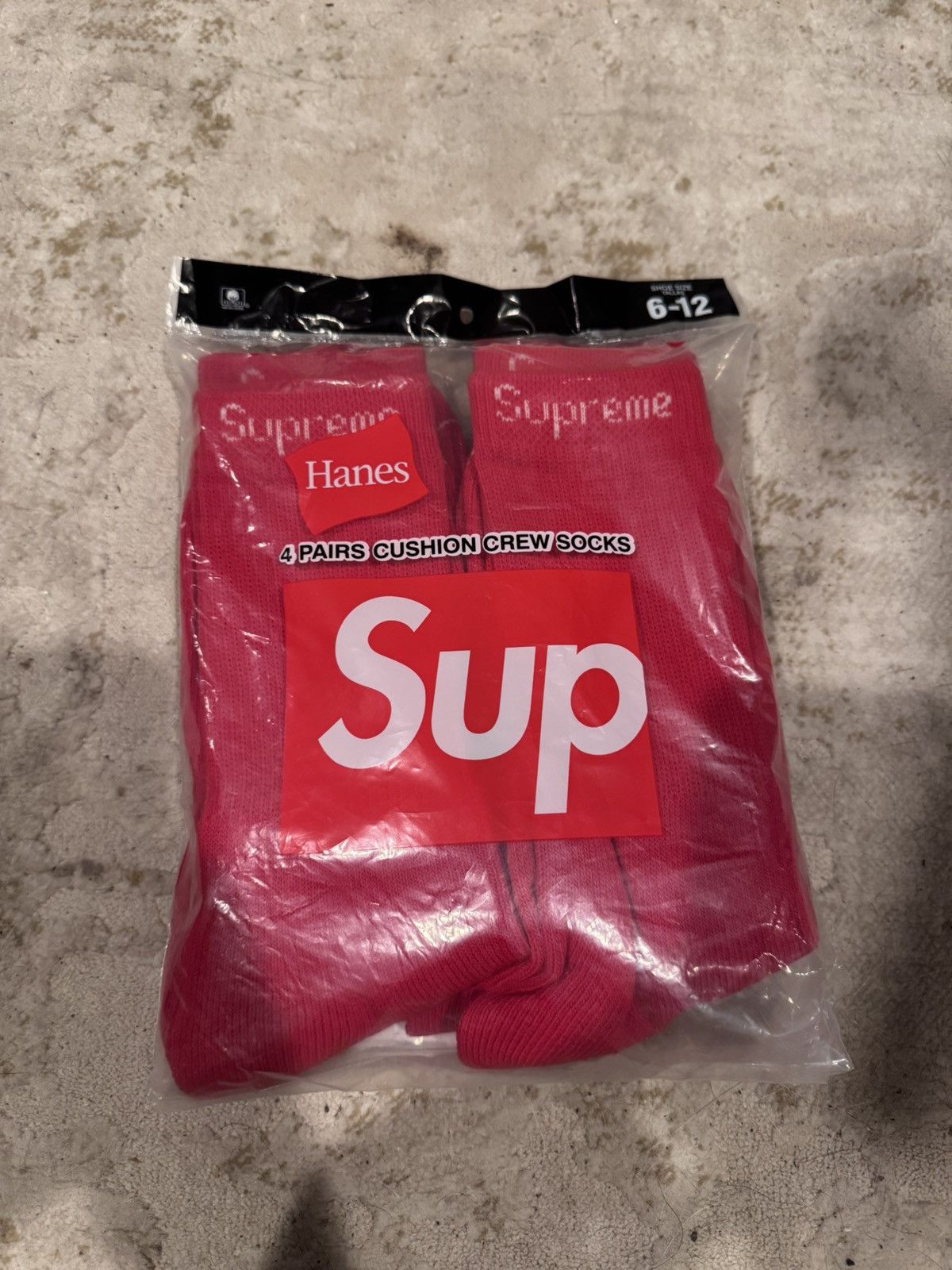 Supreme Supreme Socks Red Size ONE SIZE - 1 Thumbnail