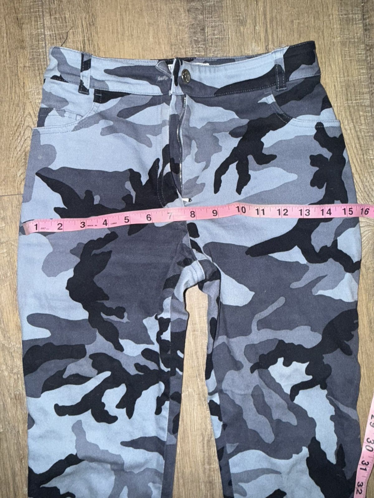 Dior × Vintage 2001 Christian Dior Blue Camo Capri Size 26" / US 2 / IT 38 - 3 Thumbnail