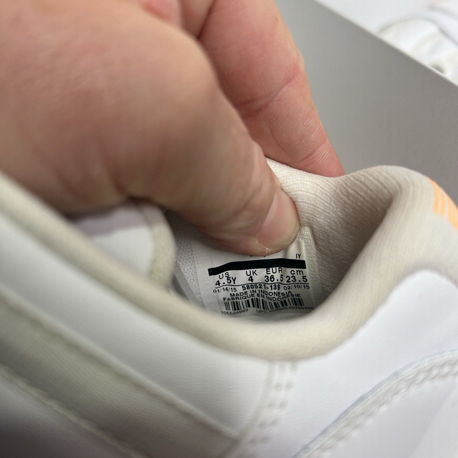 Jordan Brand Nike Air Jordan Retro 11 Low GG “White Citrus” Size US 6 / IT 36 - 6 Thumbnail