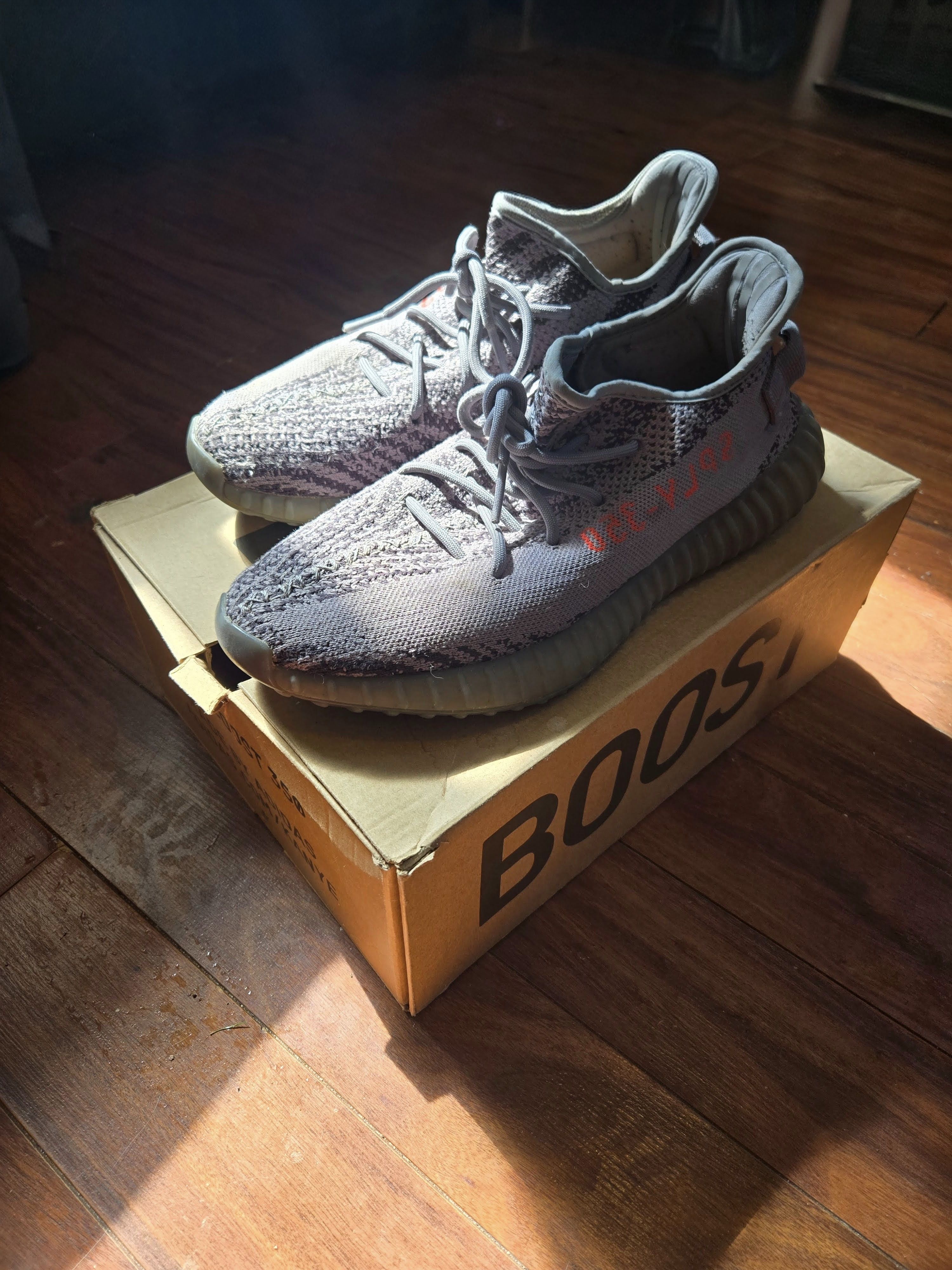 Yeezy Yeezy 350 v2 yeezy beluga 2.0 Size US 10 / EU 43 - 1 Thumbnail