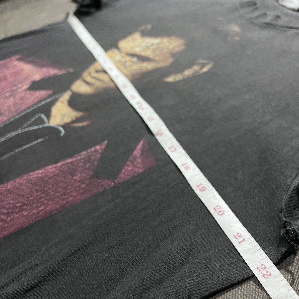 Vintage Vintage 90s Chris Isaak Rockabilly Promo Tee Thrashed Faded Size US XL / EU 56 / 4 - 17 Thumbnail