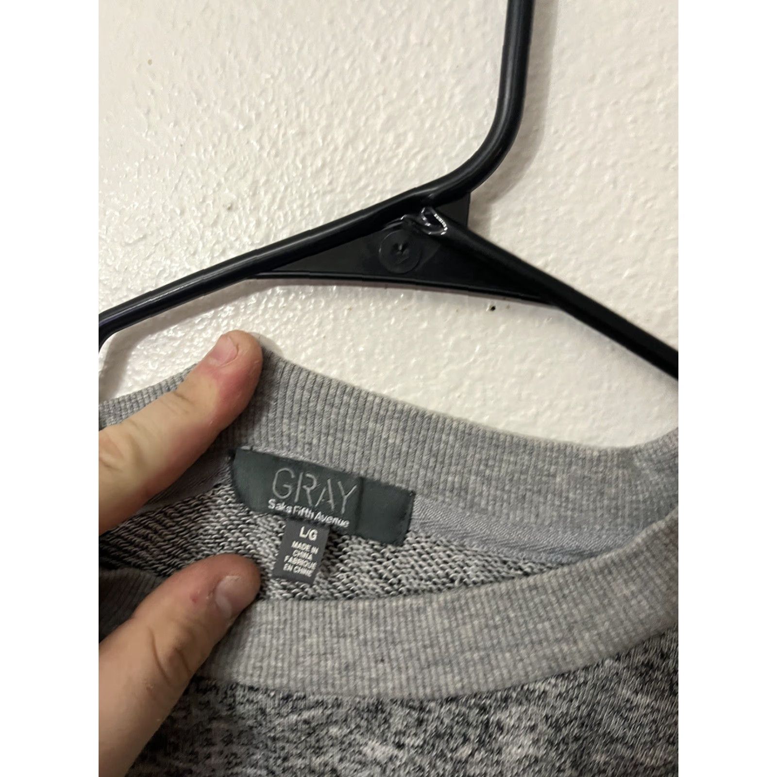 Saks Fifth Avenue Saks Fifth Avenue Gray Floral Knit Sweater Women’s L Long Sleeve Pullover Casual Size L / US 10 / IT 46 - 2 Thumbnail