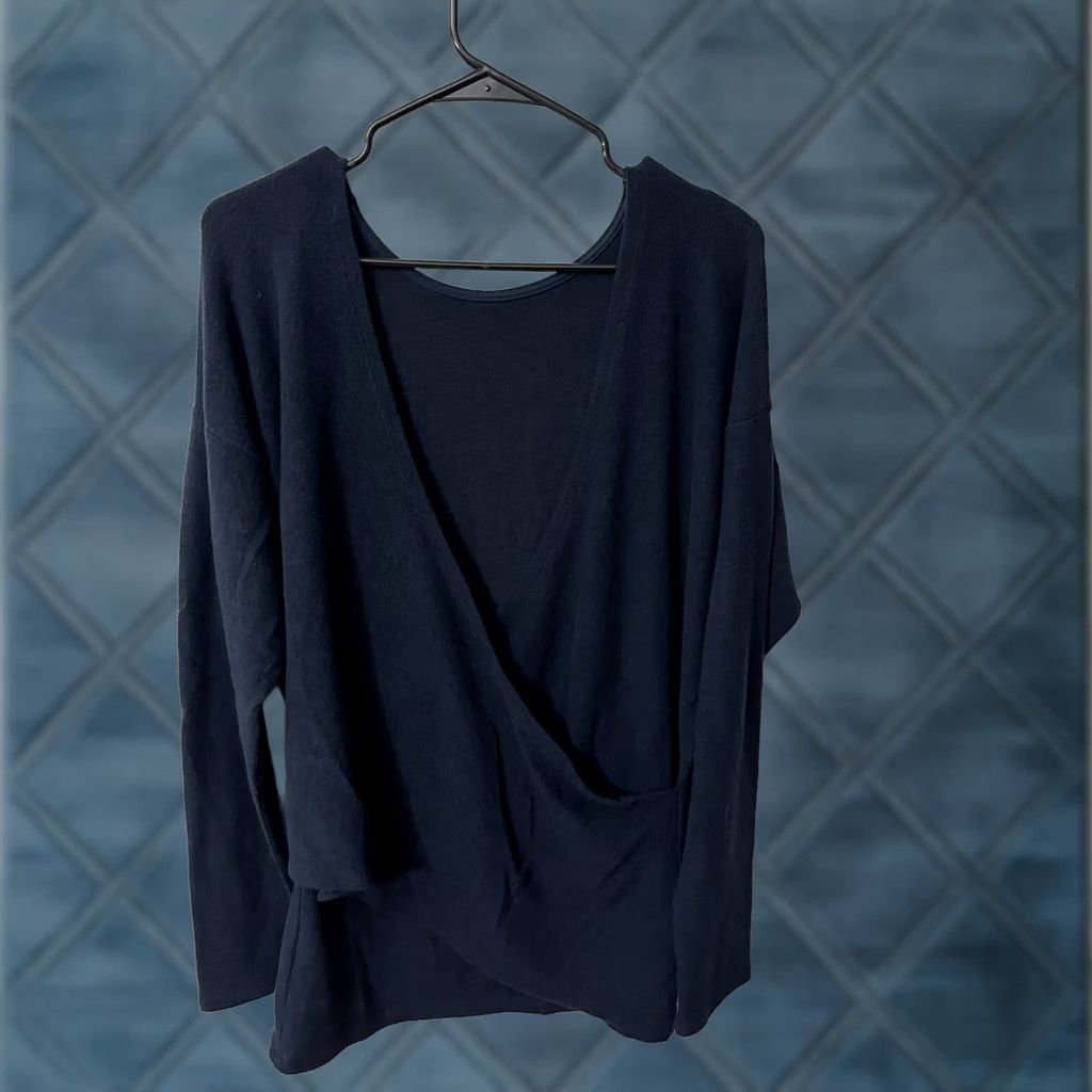 J.Crew J.CREW Women's Reversible Tunic Sweater Long Sleeve Blue L Style H9770 Large V-Back Shirt? Size L / US 10 / IT 46 - 1 Thumbnail
