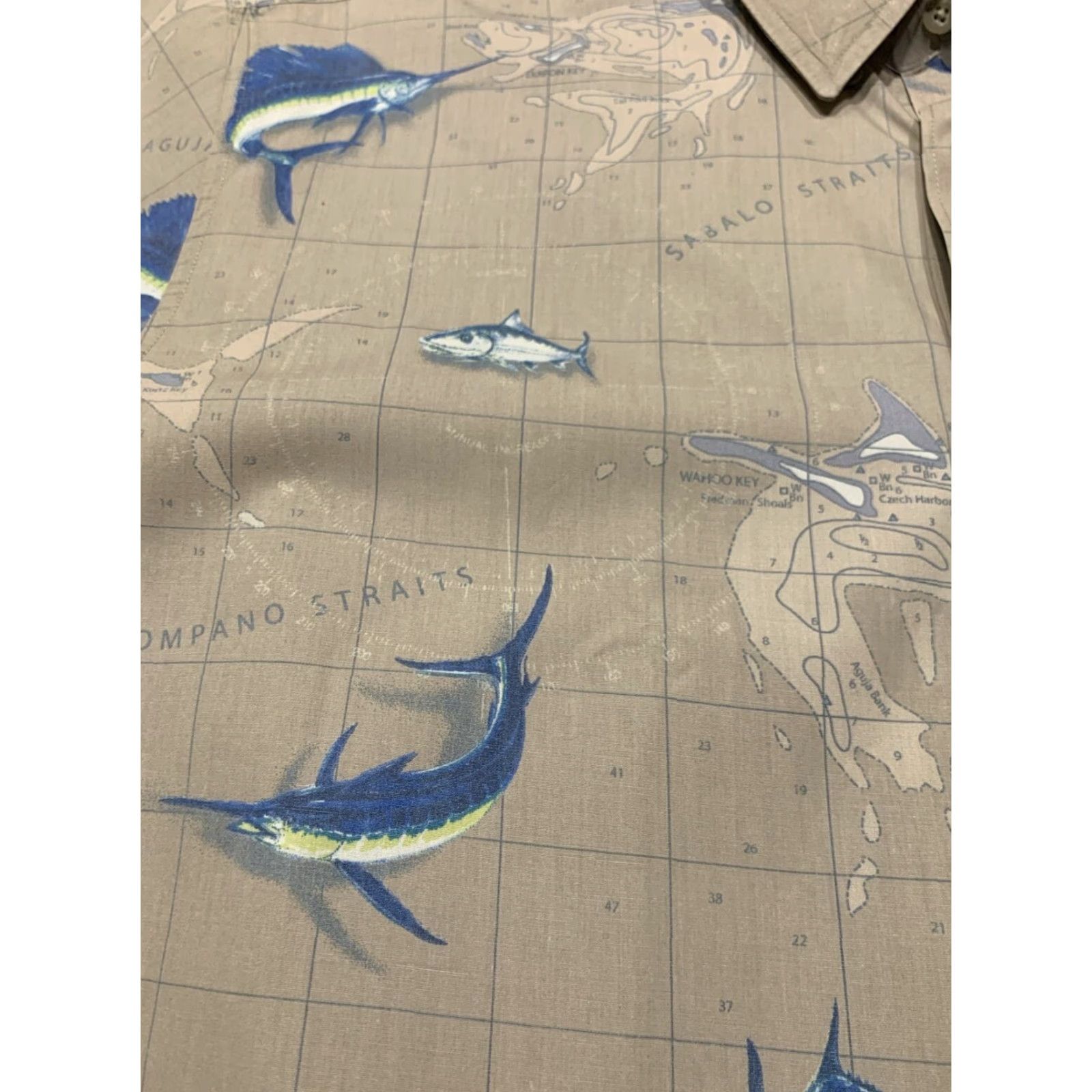 Vintage Columbia River Lodge Shirt Adult Men XL Beige Short Sleeve Button-Down Cotton Classic Outdoor Fish Pattern Size US XL / EU 56 / 4 - 5 Thumbnail