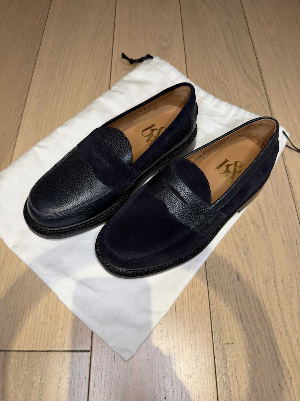 Blackstock & Weber Blackstock & Weber Navy and Black Loafer Size 7 Size US 7 / EU 40 - 1 Thumbnail