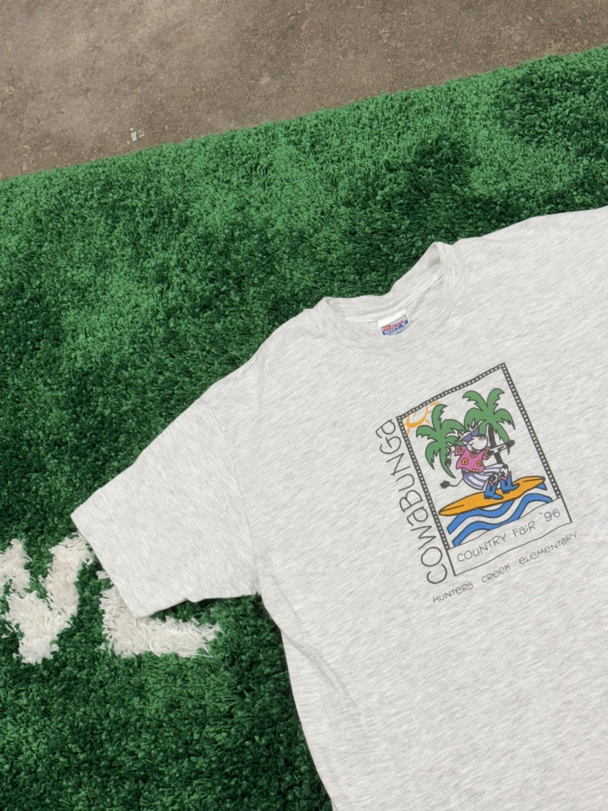 Hanes × Vintage Surfing Cow County Fair 90s Cartoon Tee XL Grey Beefy Size US XL / EU 56 / 4 - 2 Thumbnail