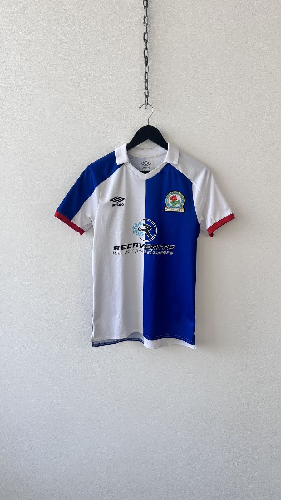 Umbro Blackburn Rovers 2020-2021 Home Football Shirt Jersey Umbro Size US S / EU 44-46 / 1 - 1 Thumbnail