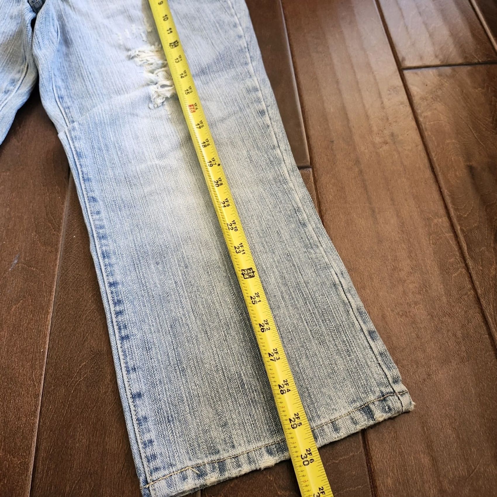 Denime Younique Jeans 11 Blue Women Junior Distressed Rhinestones Denim Size Size 32" / US 10 / IT 46 - 6 Thumbnail