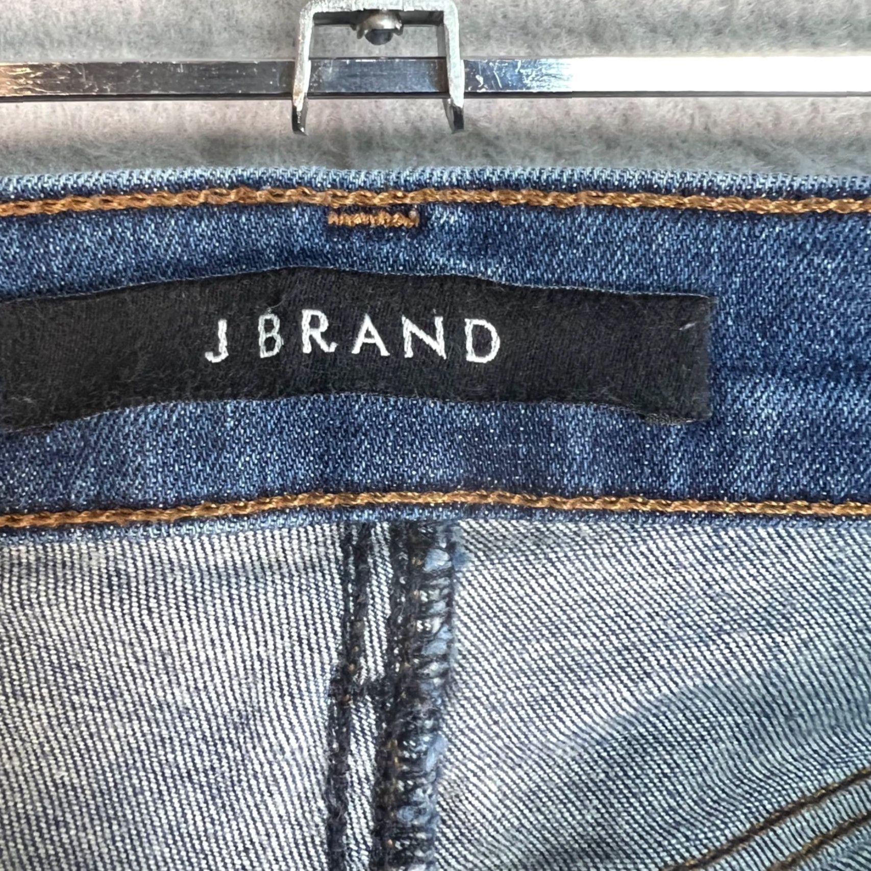 J Brand J Brand Jeans Womens 28 Low Rise Crop Distressed Skinny Denim Blue Cotton Blend 5-Pocket Design Girls Womens Size 28" / US 6 / IT 42 - 3 Thumbnail