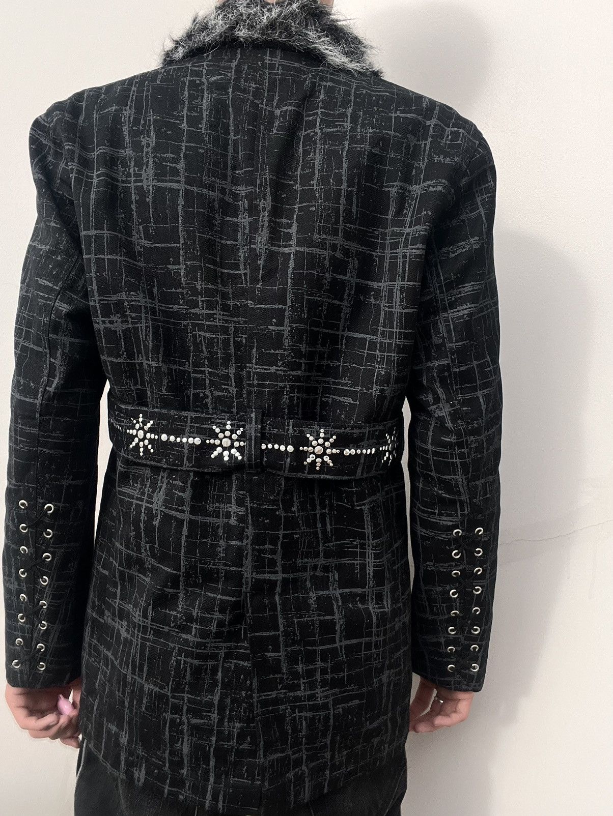 If Six Was Nine 2000s Euphuistic Avant-garde Fur Jacket Size US L / EU 52-54 / 3 - 5 Thumbnail