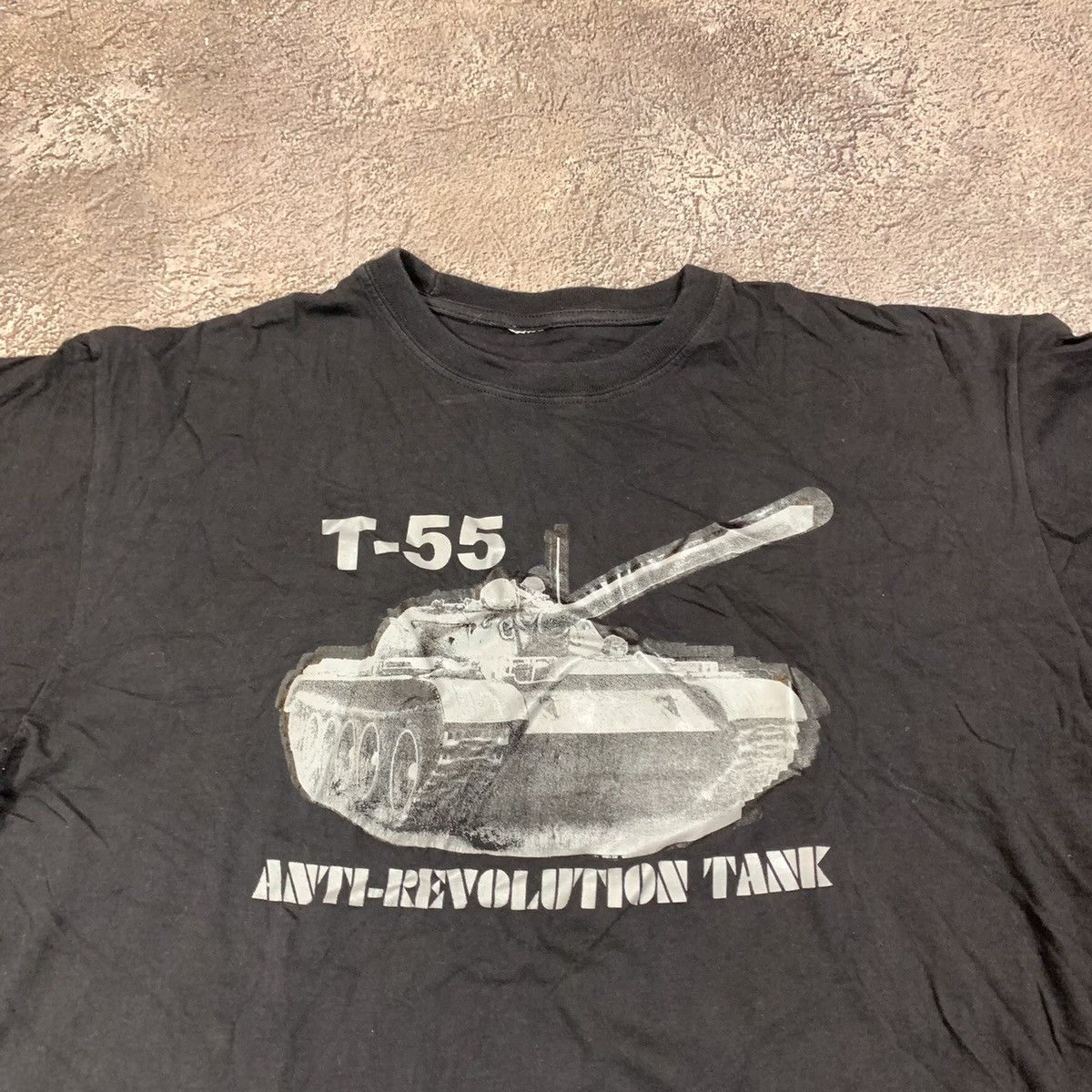 Vintage Vintage 90s T-55 Tank Graphic Tee Y2K Grunge Streetwear L Size US L / EU 52-54 / 3 - 4 Thumbnail