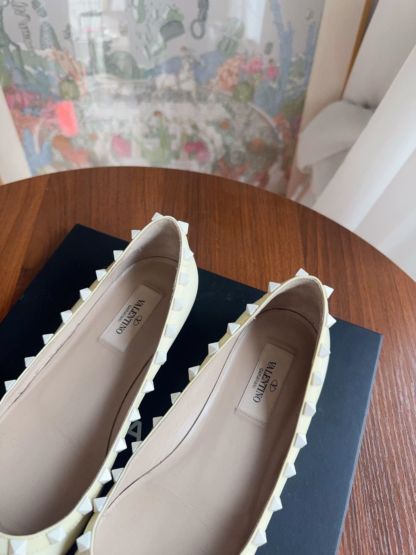 Valentino Valentino 95 New Cream Patent Leather Flats 37.5 Min OX Yell Size US 6.5 / IT 36.5 - 5 Thumbnail