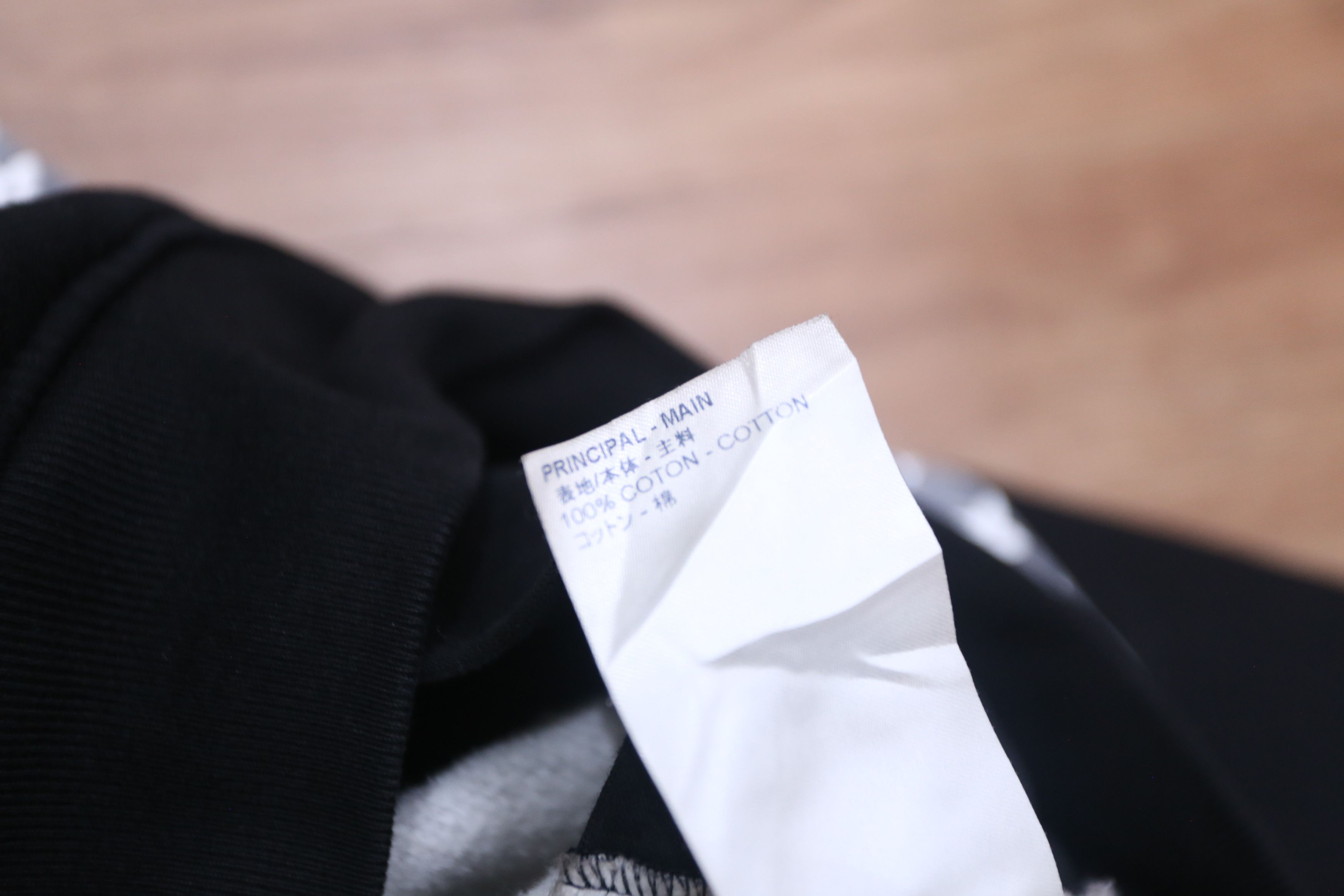 Louis Vuitton Louis Vuitton - VA - S/S 20 - Monogram Circle Cut Hoodie Size US L / EU 52-54 / 3 - 12 Thumbnail