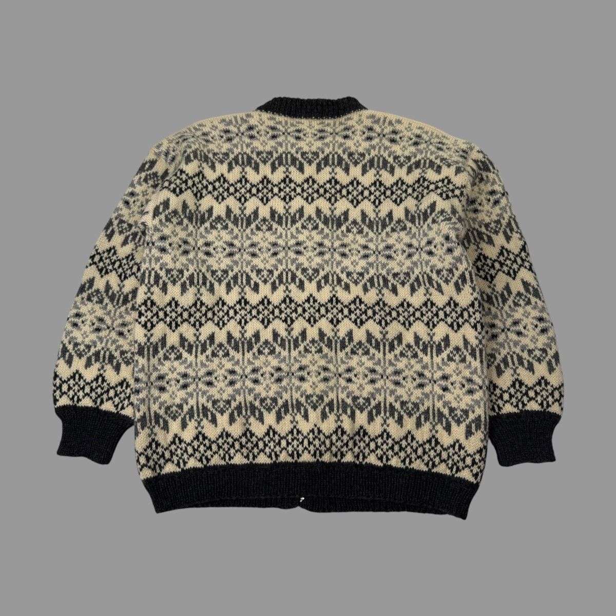 Vintage Vintage 1970s hand knit buckle clasp sweater Size US M / EU 48-50 / 2 - 4 Thumbnail
