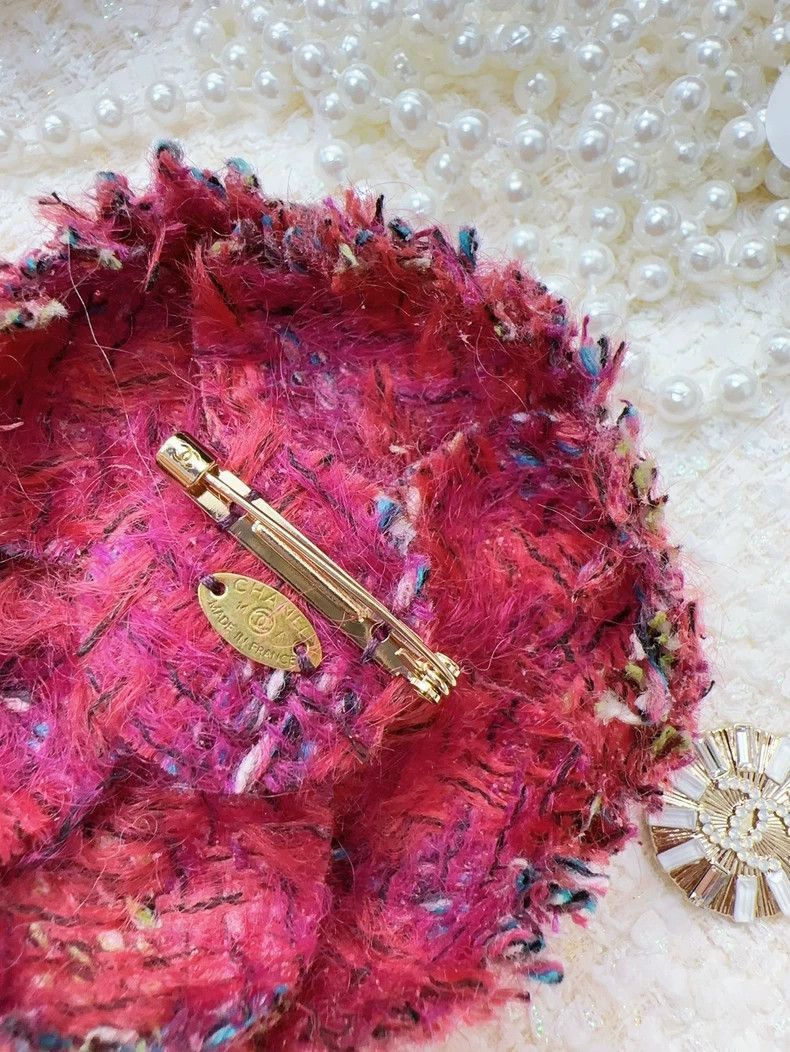 Chanel Chanel Camellia Brooch 14A Size ONE SIZE - 4 Thumbnail