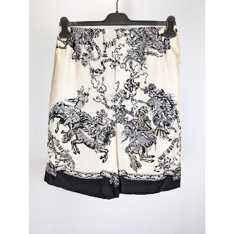 Gucci o1rshd1 Roi Soleil Short On TW Prt in Ivory/Black/Mc Size US 34 / EU 50 - 1 Thumbnail