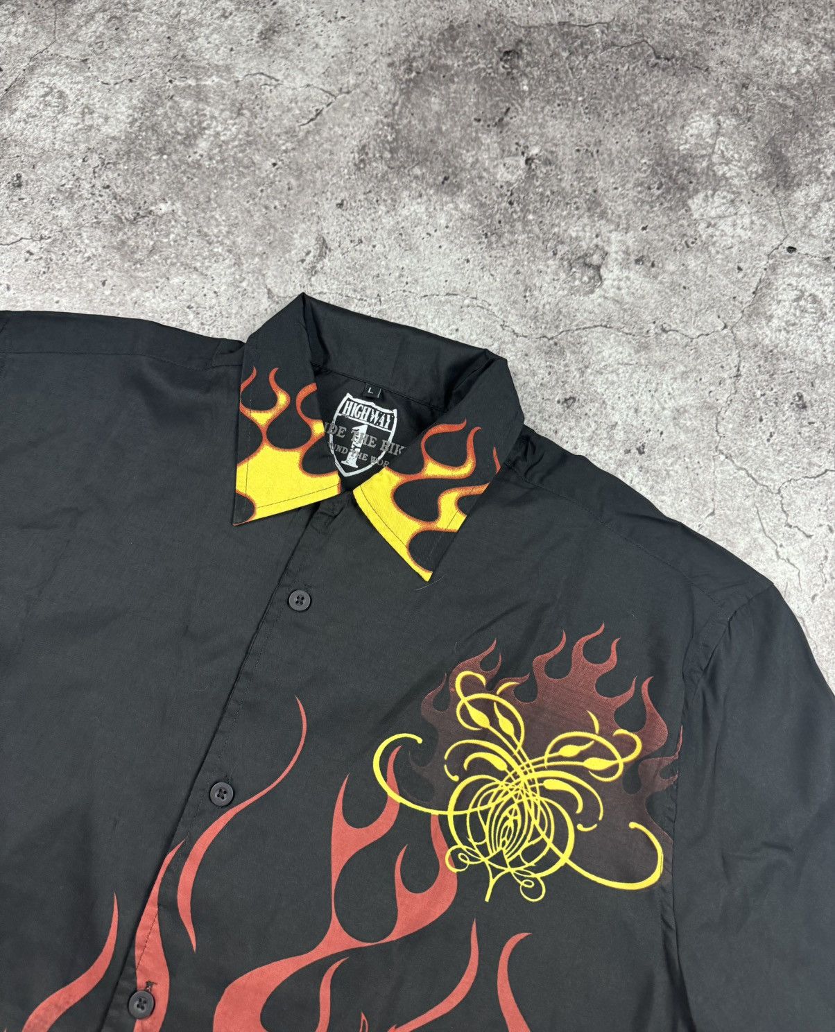 Japanese Brand 🔥🕸💀 Vintage 90s Skull Skeleton Fire Shirt Rare Retro Y2K Size US L / EU 52-54 / 3 - 3 Thumbnail