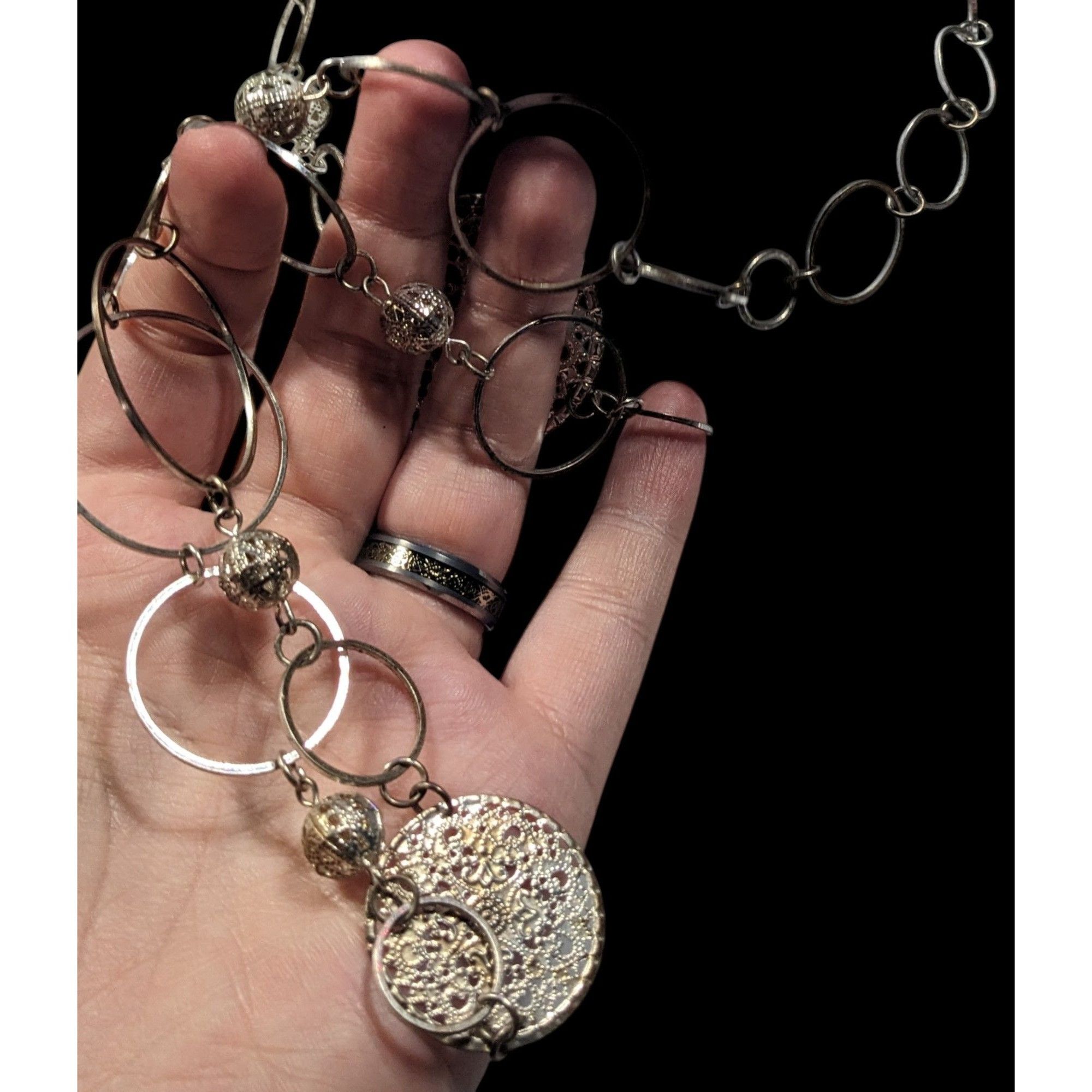 Other Bohemian Silver Tone Open Ring And Filigree Medallion Chain Size ONE SIZE - 6 Thumbnail