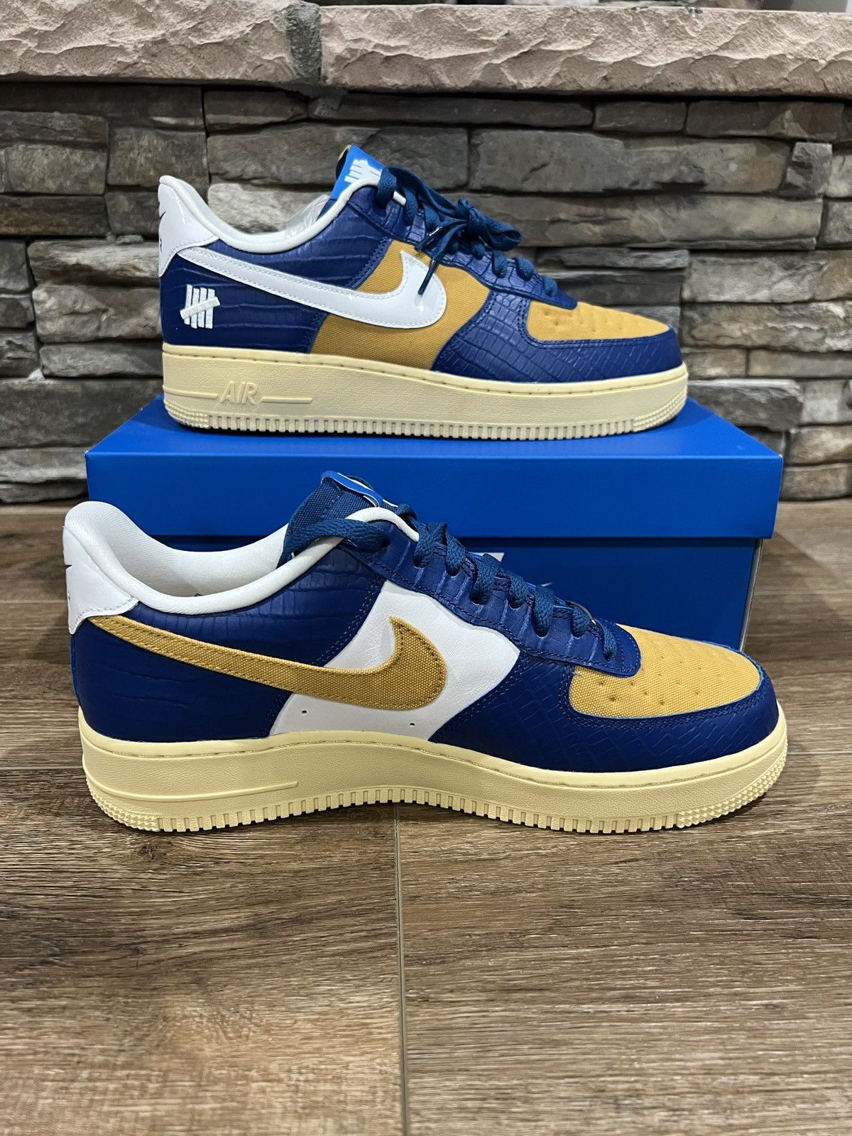 Nike × Undefeated Nike x Undefeated Air Force Low ‘5 On It’ size 10 Men’s Size US 10 / EU 43 - 2 Thumbnail