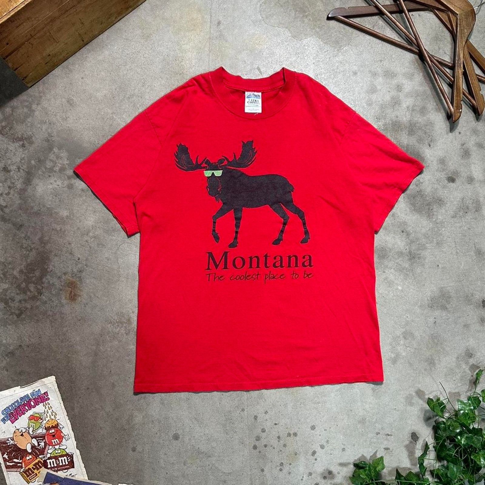 Gildan Vintage Y2K 2000s Montana Moose Comedy Tee Humor Joke Shirt Size US L / EU 52-54 / 3 - 1 Thumbnail