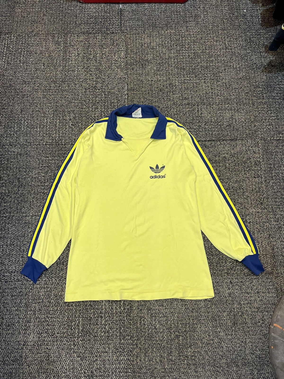 Adidas × Vintage VINTAGE ADIDAS LONG SLEEVE T-SHIRT Size US M / EU 48-50 / 2 - 1 Thumbnail
