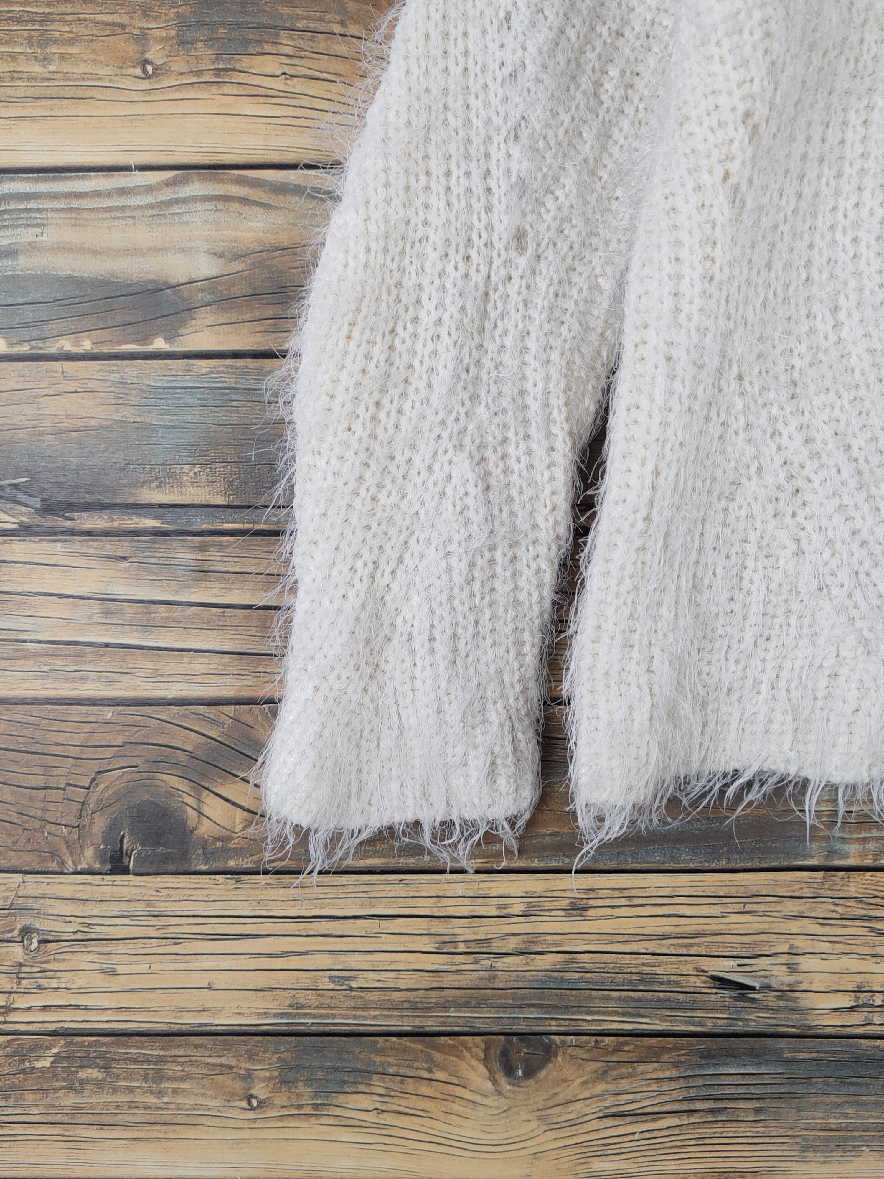 Japanese Brand Merci-u Ivory Shag Shaggy Fur Mohair Knitwear #W2133 Size L / US 10 / IT 46 - 4 Thumbnail