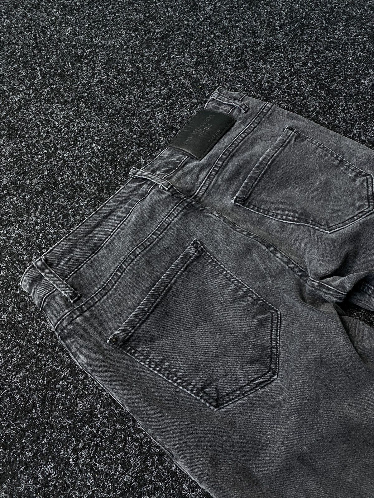 Dsquared2 Dsquared2 Distressed Denim pants Jeans Made In Italy 🇮🇹 Size US 31 - 14 Thumbnail