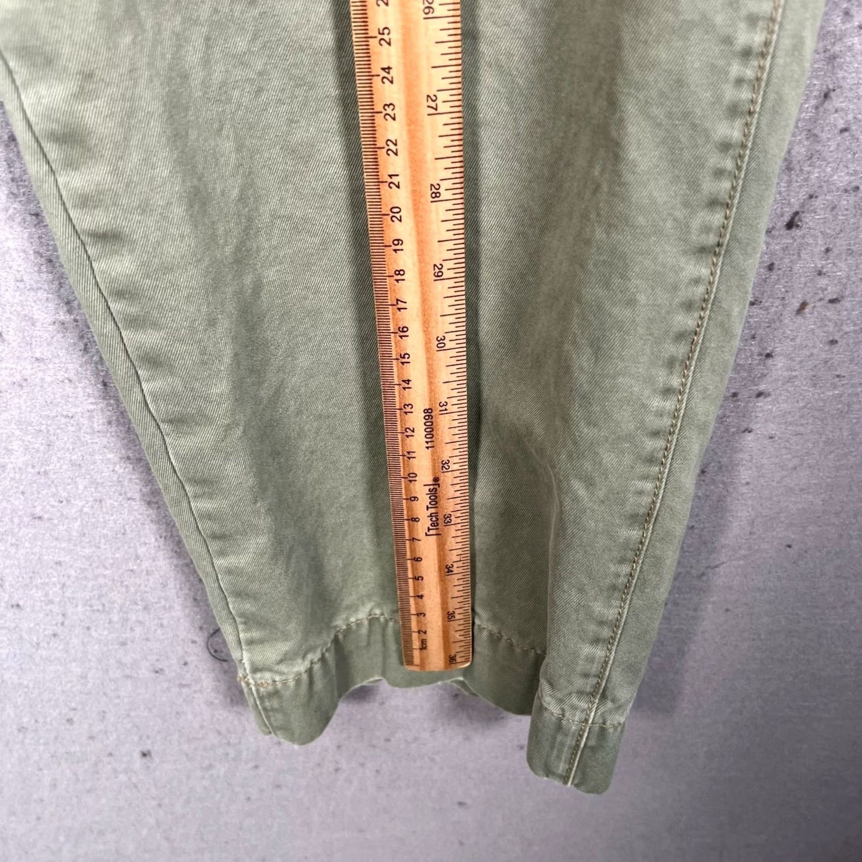 Wallace & Barnes Wallace & Barnes Mens Chino Pants Straight Leg 33x30 Green Cotton 32 Regular Size Adult Mens Size US 33 - 7 Thumbnail