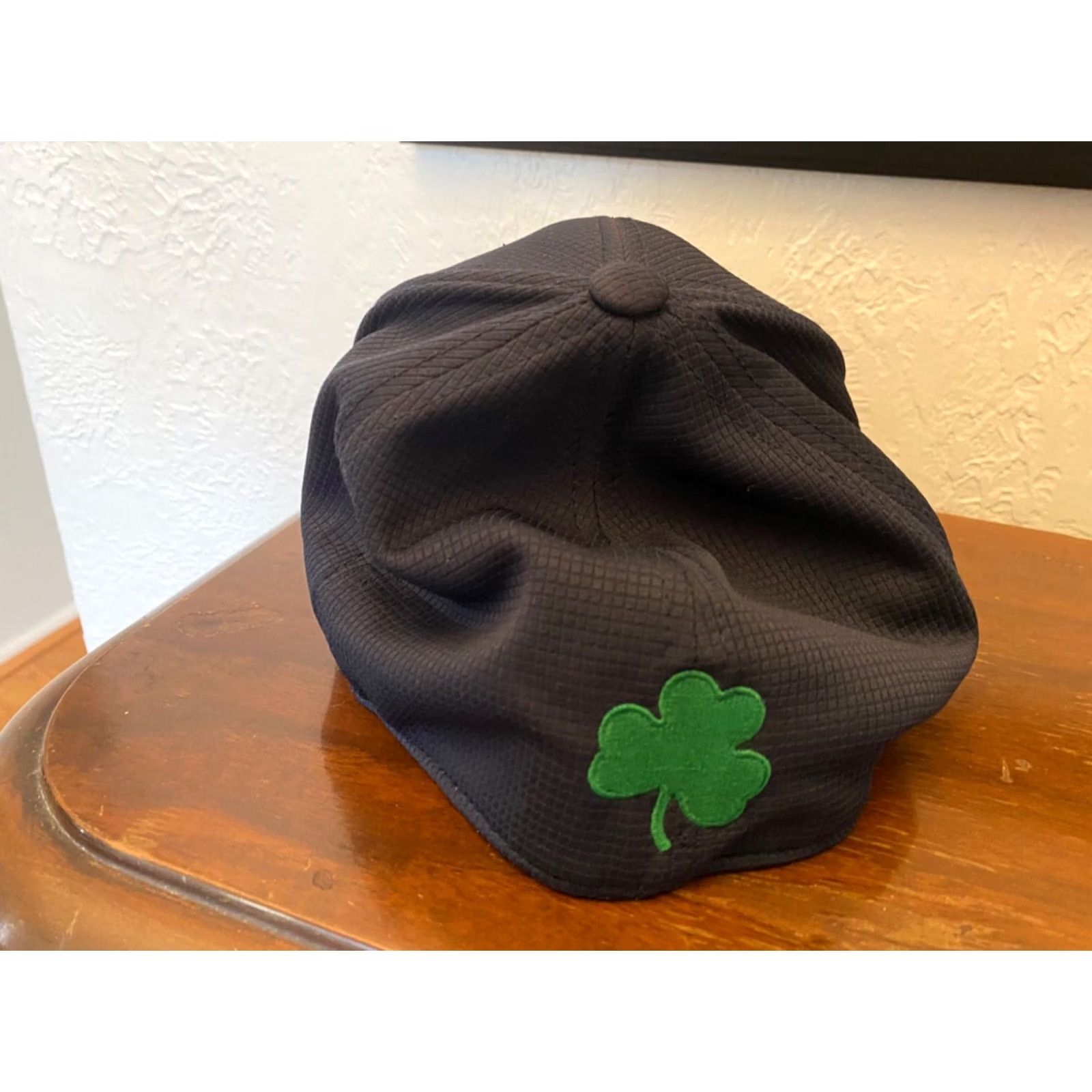 Top Of The World NOTRE DAME Fighting Irish MEN'S Blue MEMORY FIT HAT Fitted M/L Baseball Cap REMEMBERED Top Of The World Mens Blue Memory Fit Hat Size ONE SIZE - 4 Thumbnail