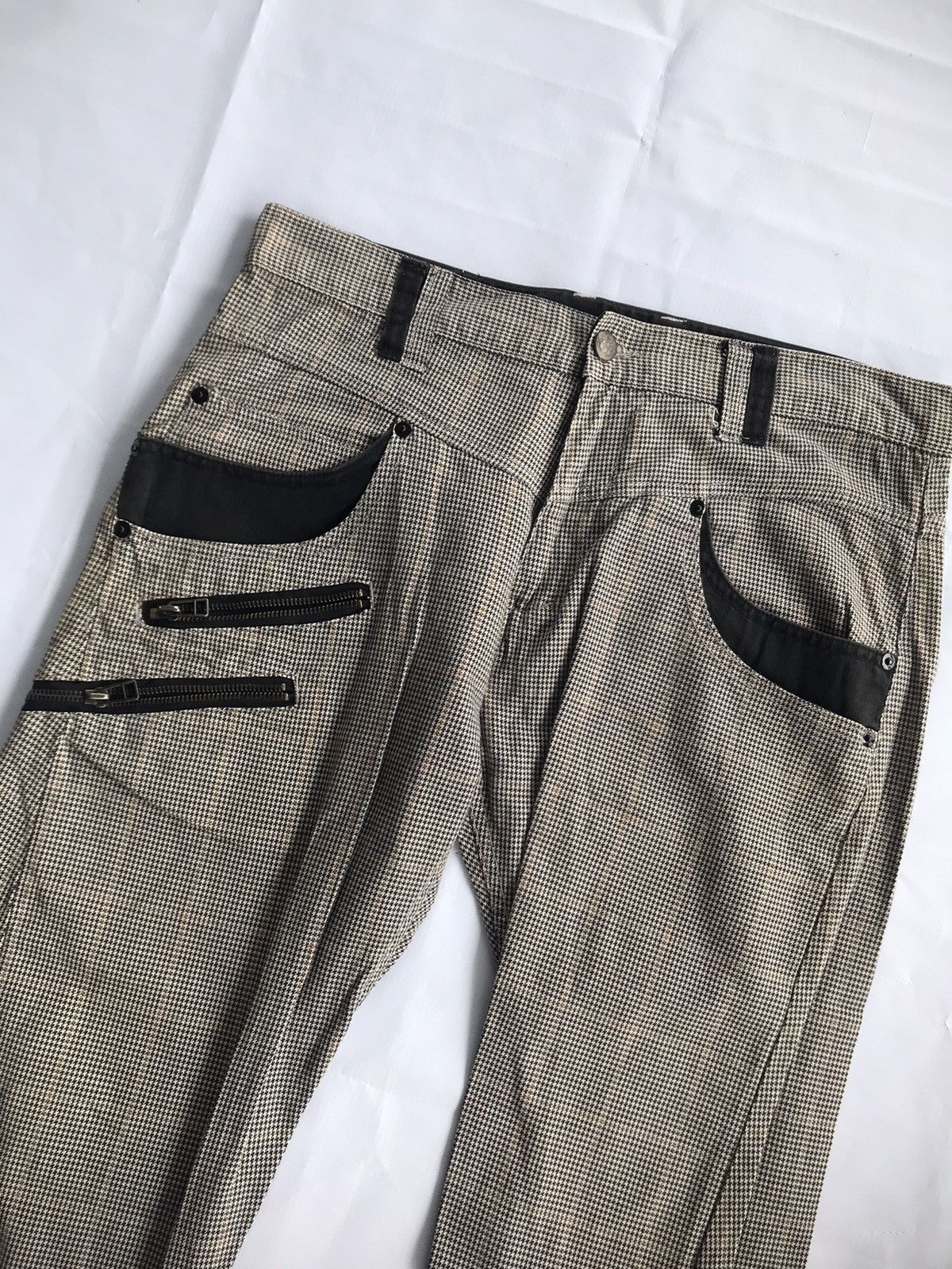 Japanese Brand Root Three Checkered Pants with Multi Pocket Zipper Details Size US 32 / EU 48 - 3 Thumbnail