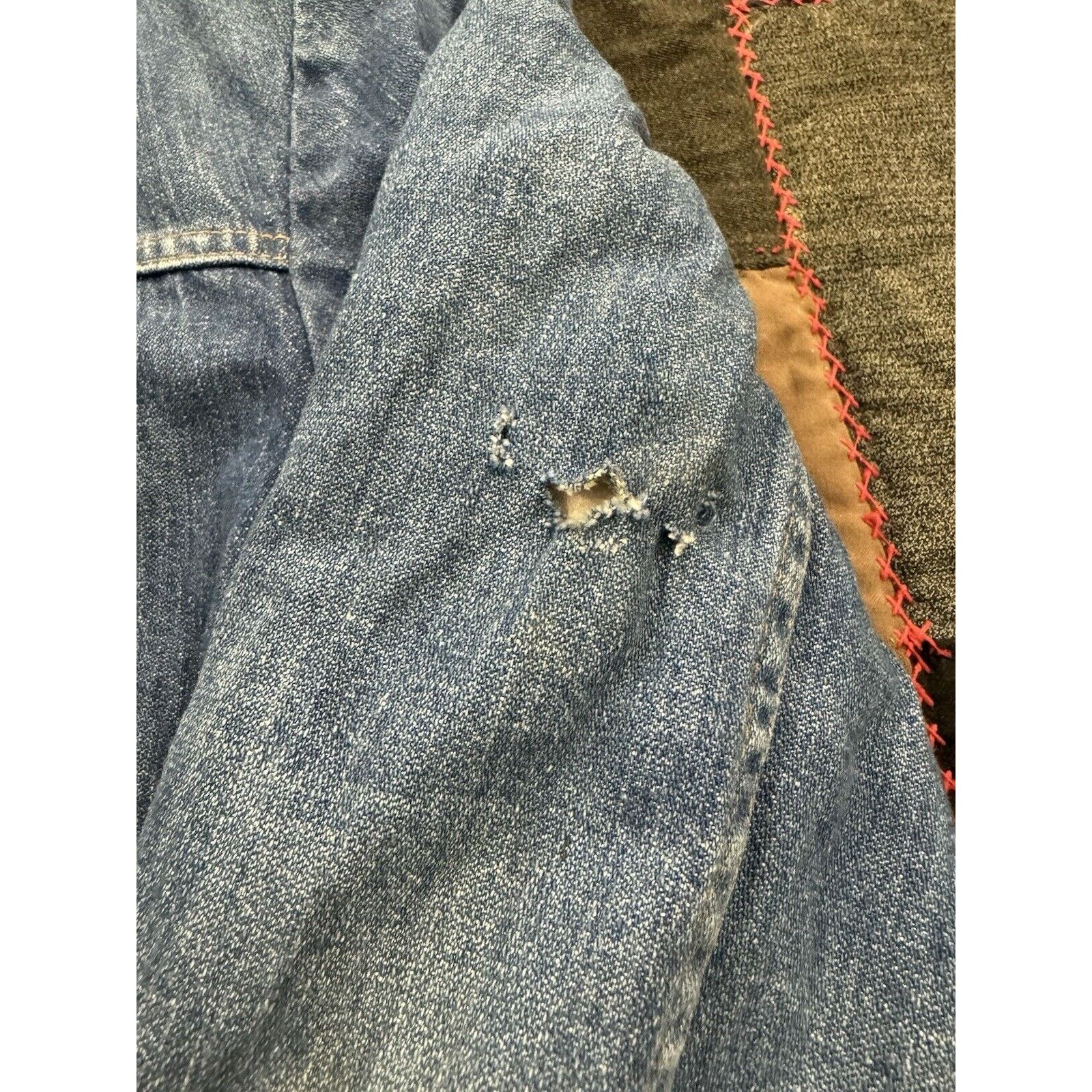 Wrangler True Vintage Faded 70s Wrangler Trucker USA Sherpa Lined Size US L / EU 52-54 / 3 - 9 Thumbnail