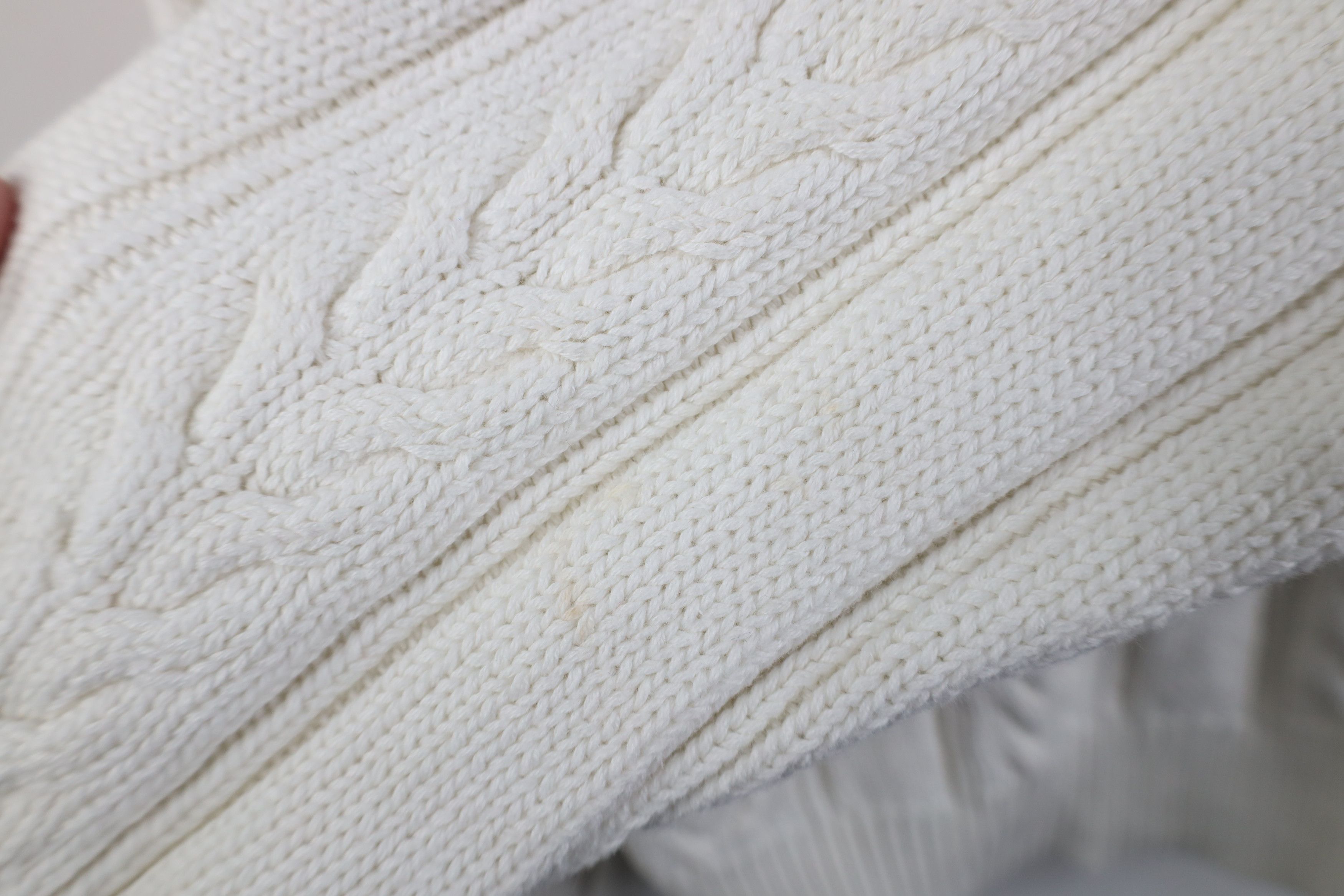 Vintage Vintage 90s Streetwear Diamond Chunky Cable Knit Sweater Size US L / EU 52-54 / 3 - 8 Thumbnail