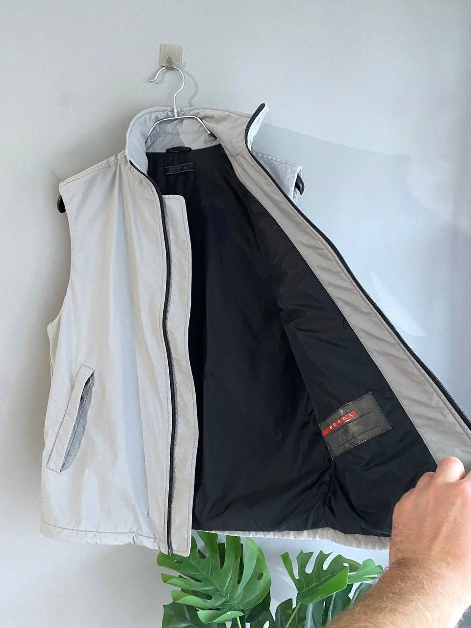 Prada Prada Luna Rossa Vest Challenge America's Cup 2003, Sz 40/S Size US S / EU 44-46 / 1 - 16 Thumbnail