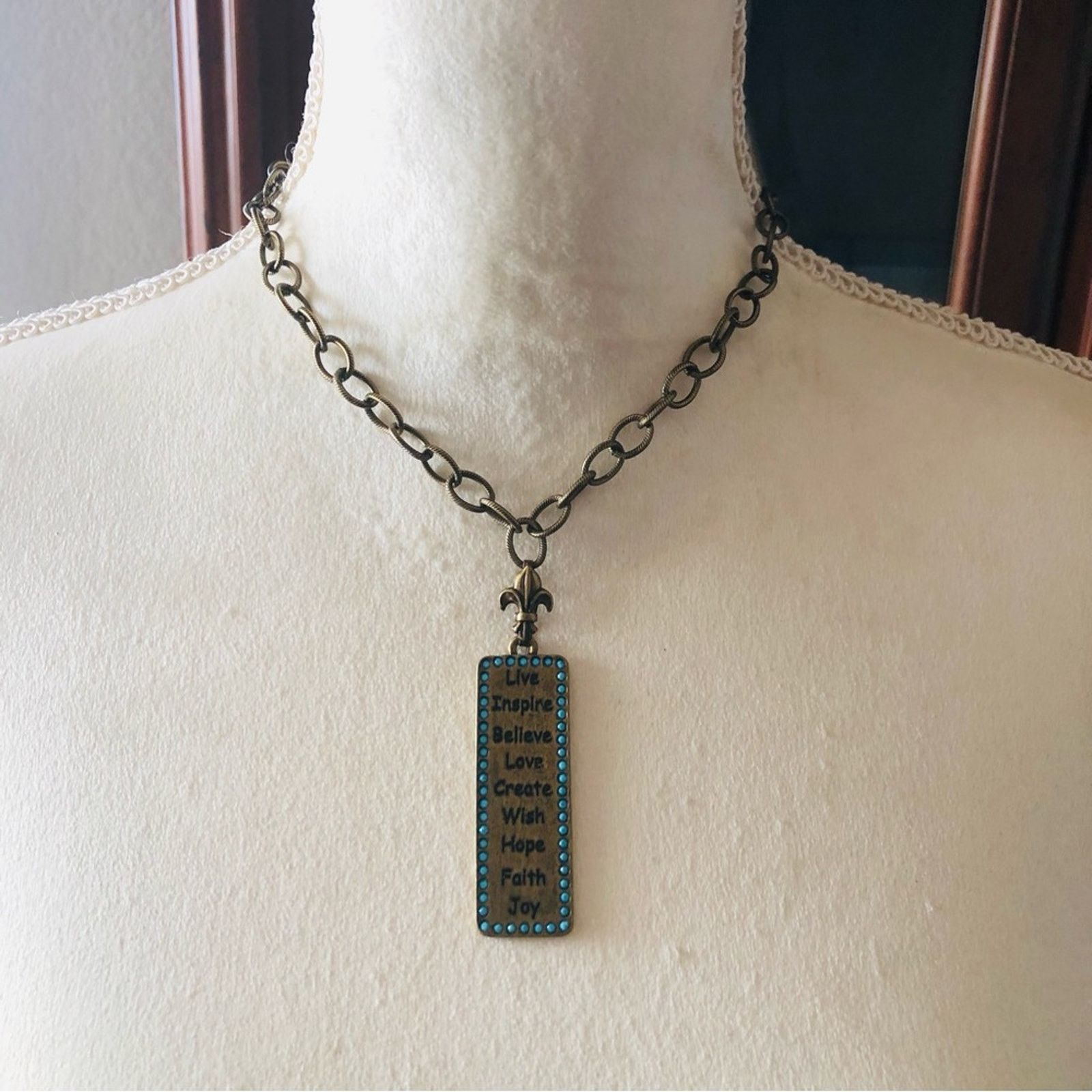 Jewelry Sisi Amber brass tone inspirational necklace Size ONE SIZE - 3 Thumbnail
