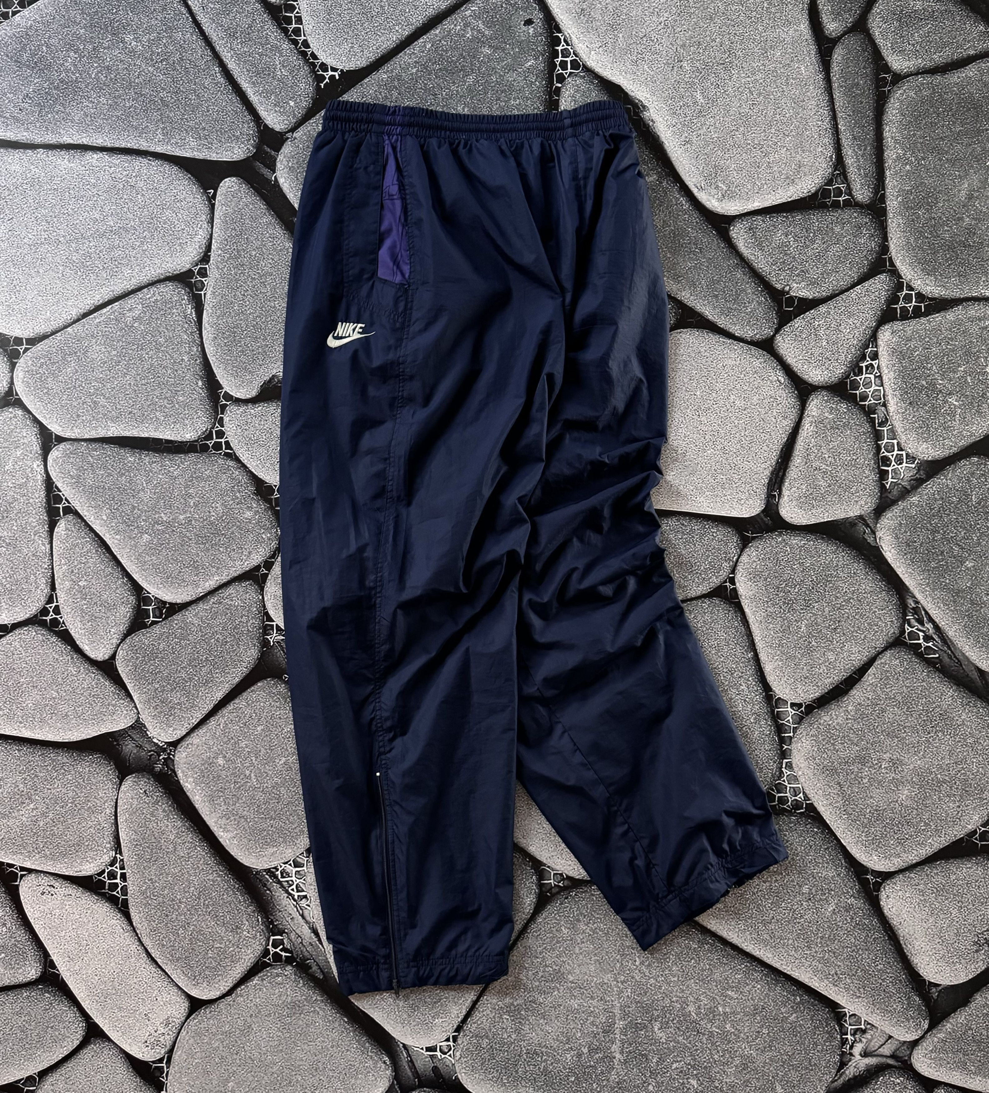Nike × Vintage NIKE 90S NYLON TRACK PANT VINTAGE RETRO STYLE Y2K Size US 34 / EU 50 - 2 Thumbnail