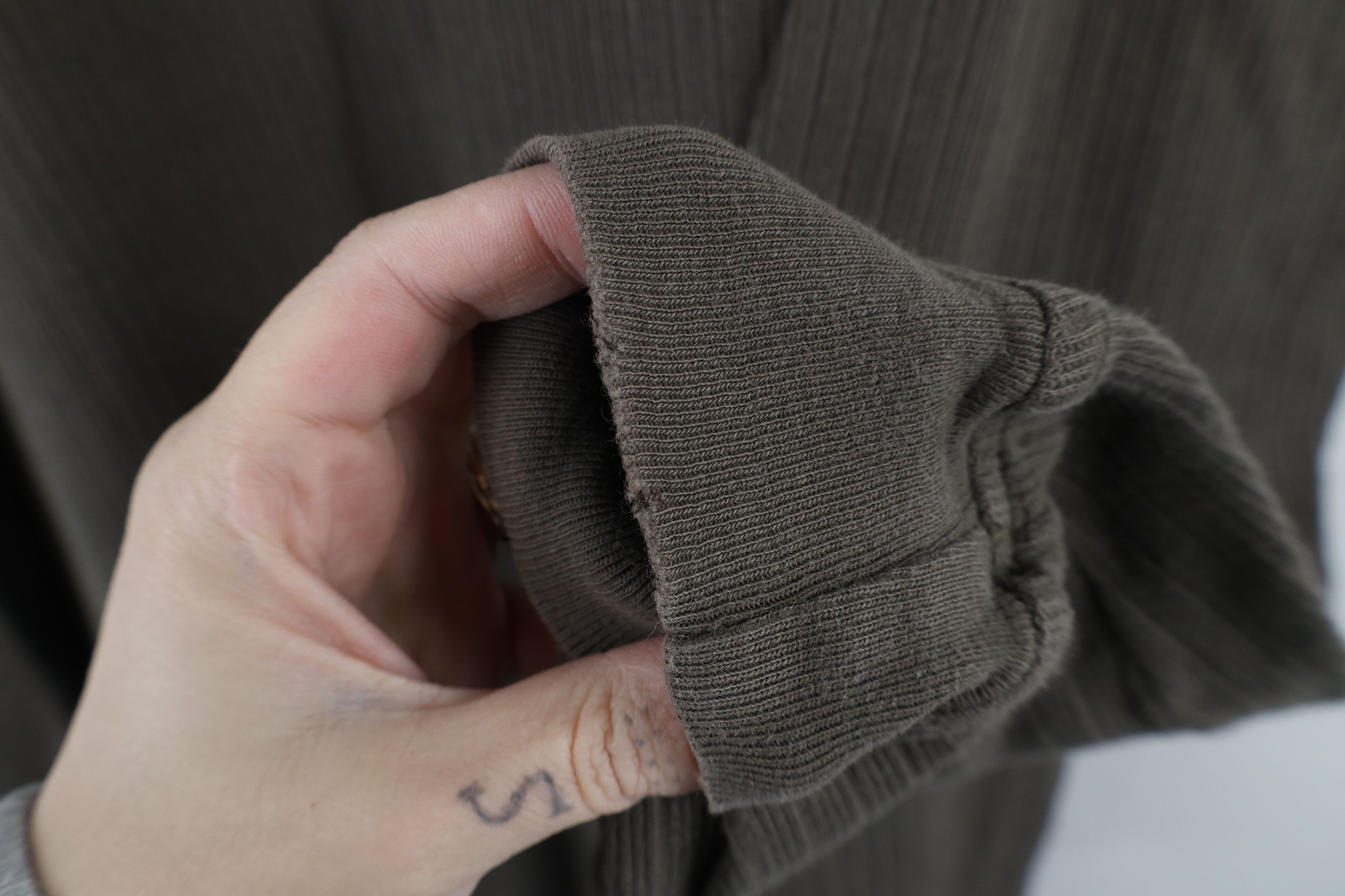 Vintage Vintage 90s Streetwear Heavy Ribbed Knit Henley T-Shirt Size US L / EU 52-54 / 3 - 4 Thumbnail