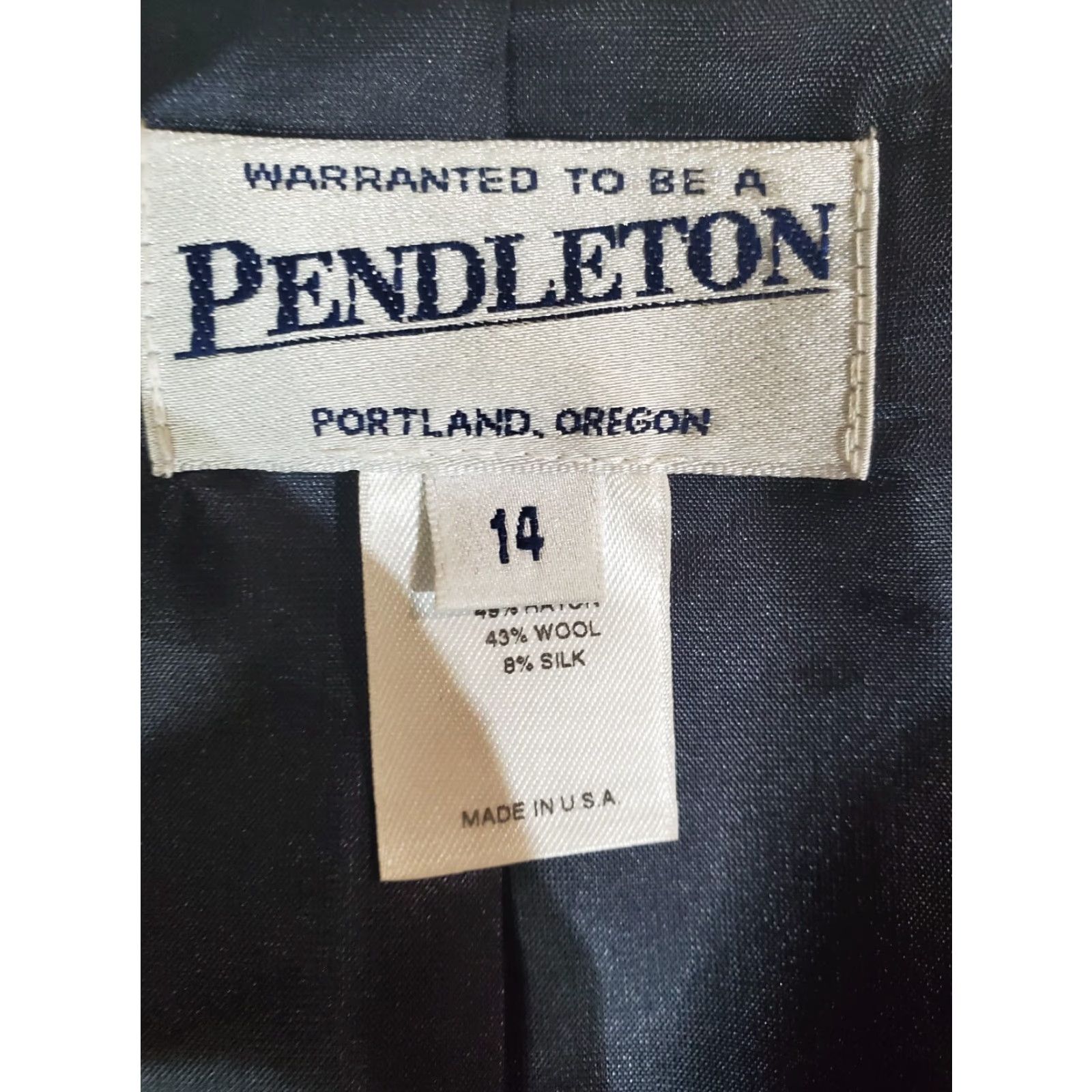 Pendleton VINTAGE Pendleton Womens 14W Coat Blazer Gray Virgin Wool USA Coat Blazer Wool Lined Pockets Collared Buttons Vintage Mens Womens Girls? Size XL / US 12-14 / IT 48-50 - 4 Thumbnail