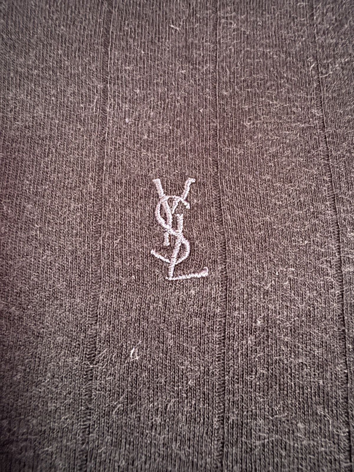 Designer Yves Saint Laurent Tee Size US L / EU 52-54 / 3 - 3 Thumbnail