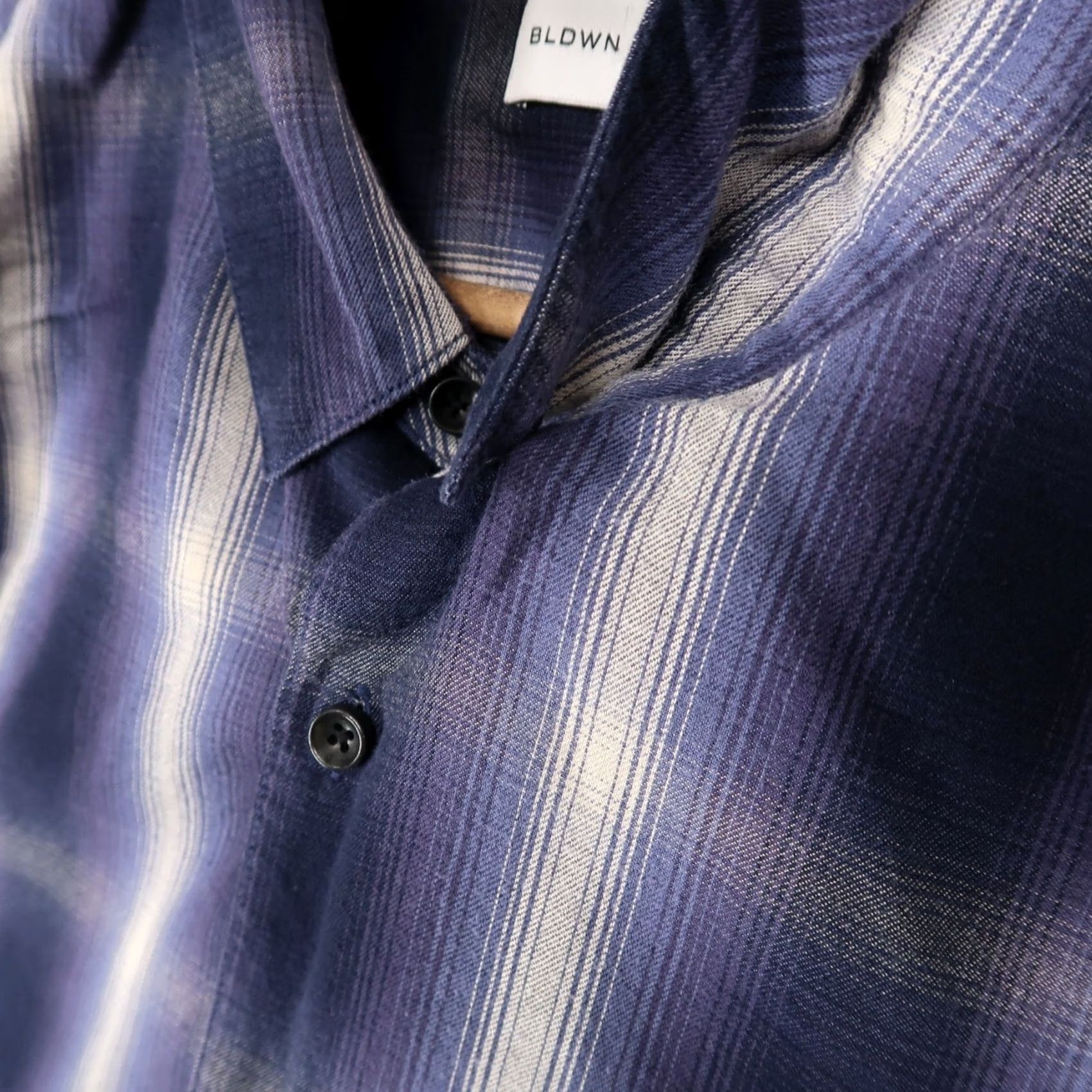 Vintage BLDWN Arias Shirt Mens XL Blue Plaid Button Down Long Sleeve Lightweight Size US XL / EU 56 / 4 - 3 Thumbnail