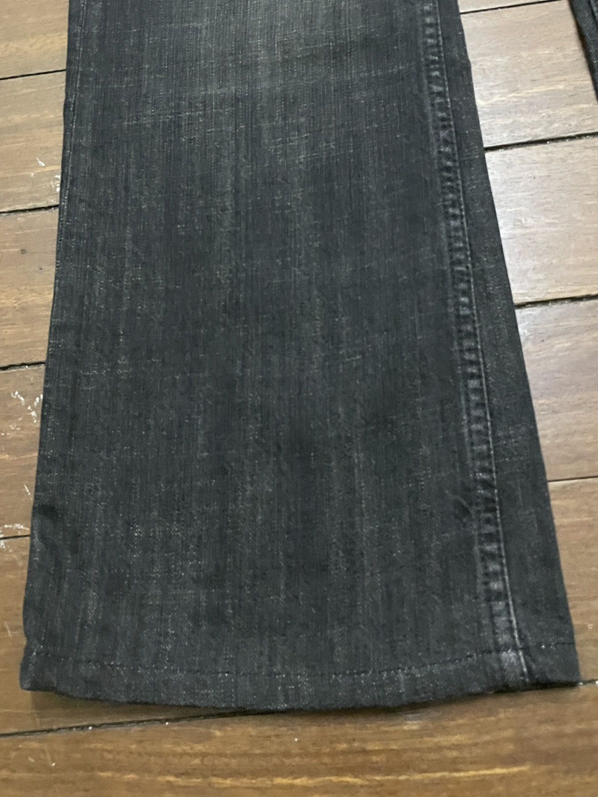 Le Grande Bleu (L.G.B.) Rare Vintage Japanese Brand Genoese Waxed Flared Jeans 2000s Size US 27 - 5 Thumbnail