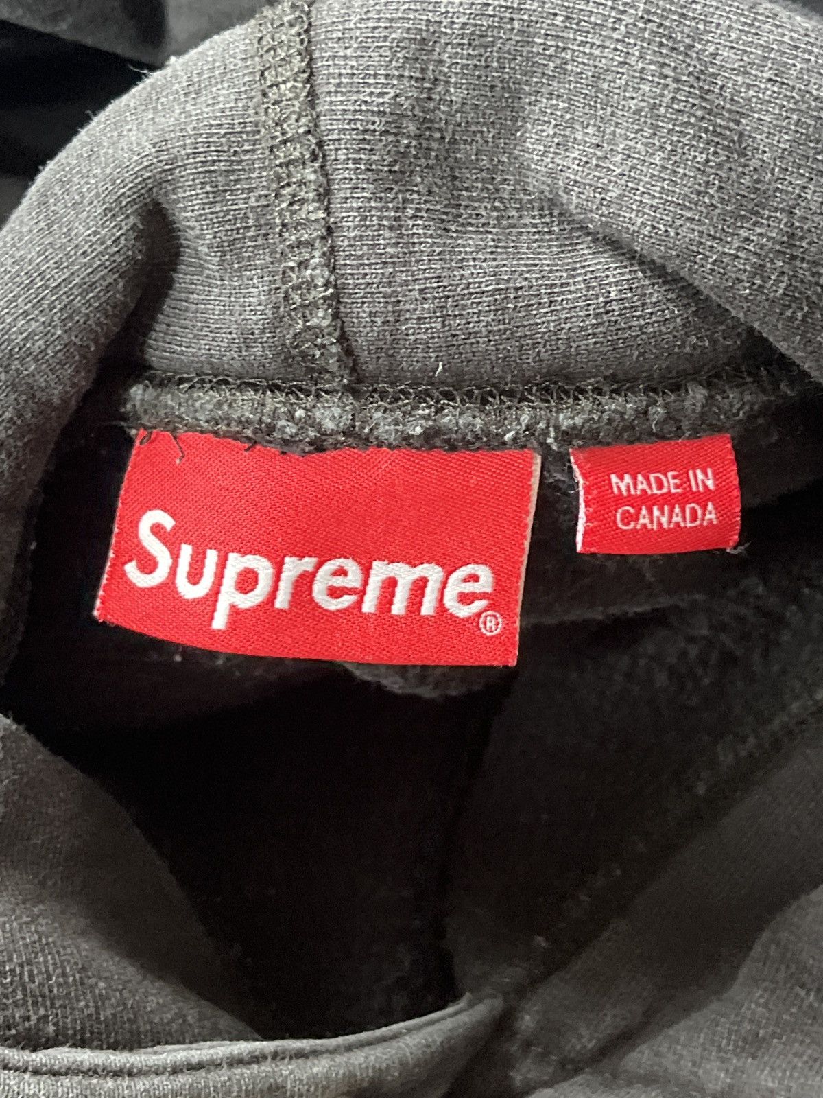 Supreme Supreme logo hoodie rare 2018 Size US M / EU 48-50 / 2 - 9 Thumbnail