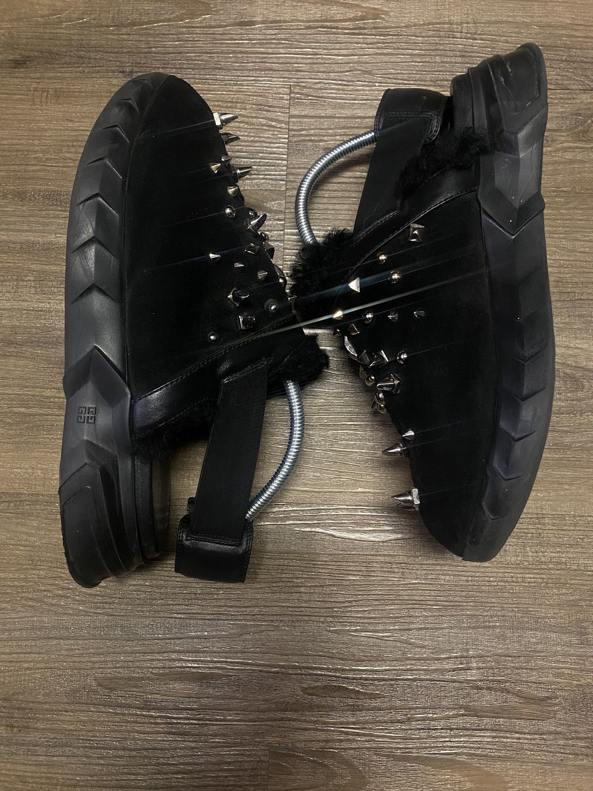 Givenchy Givenchy Black Spiked Marshmallow Sandals Size US 10 / EU 43 - 4 Thumbnail