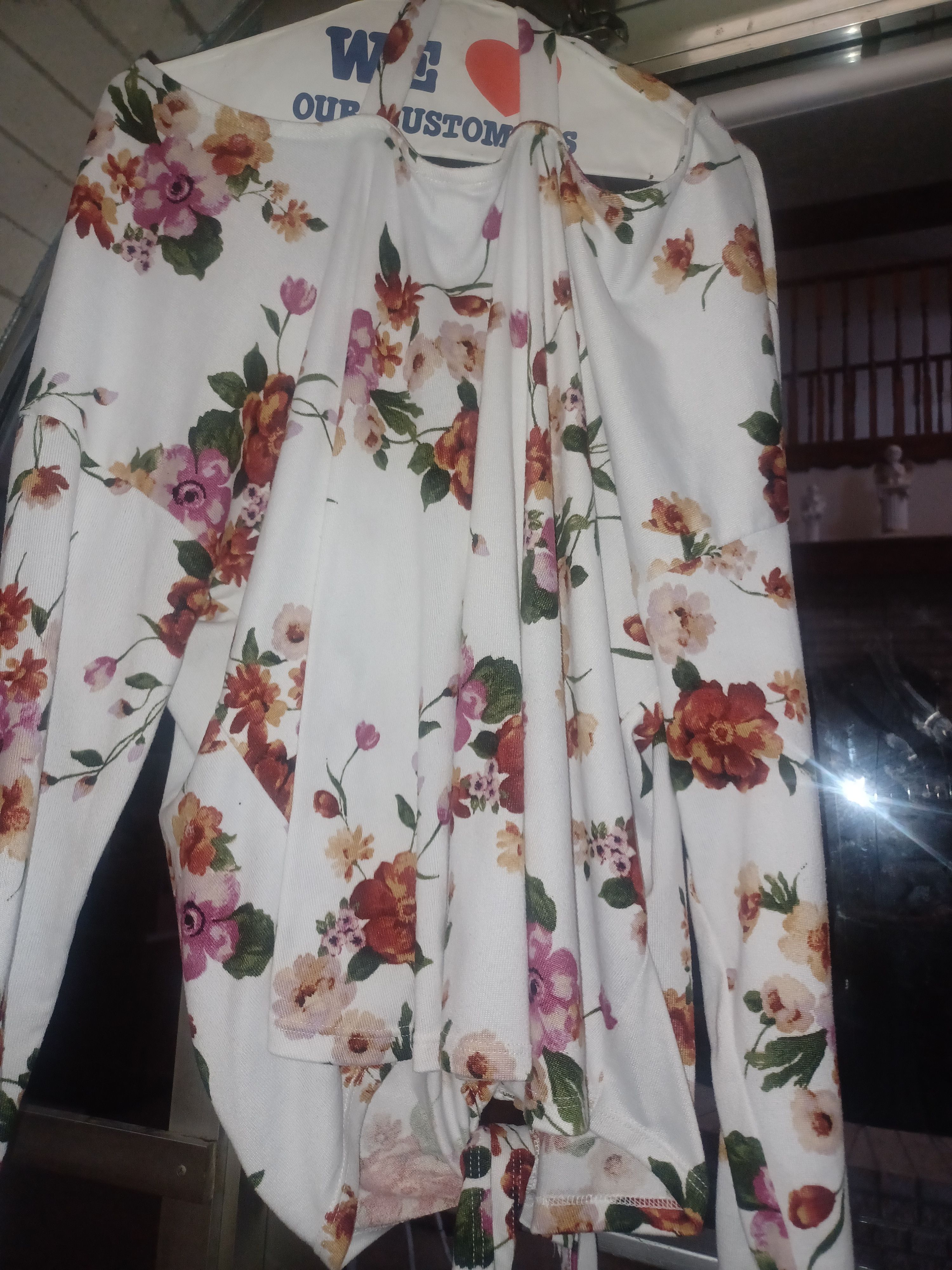 Other M. Fasis Women's Sweater Button-Up 2X White with Flowers Size XXL / US 16-18 / IT 52-54 - 1 Thumbnail